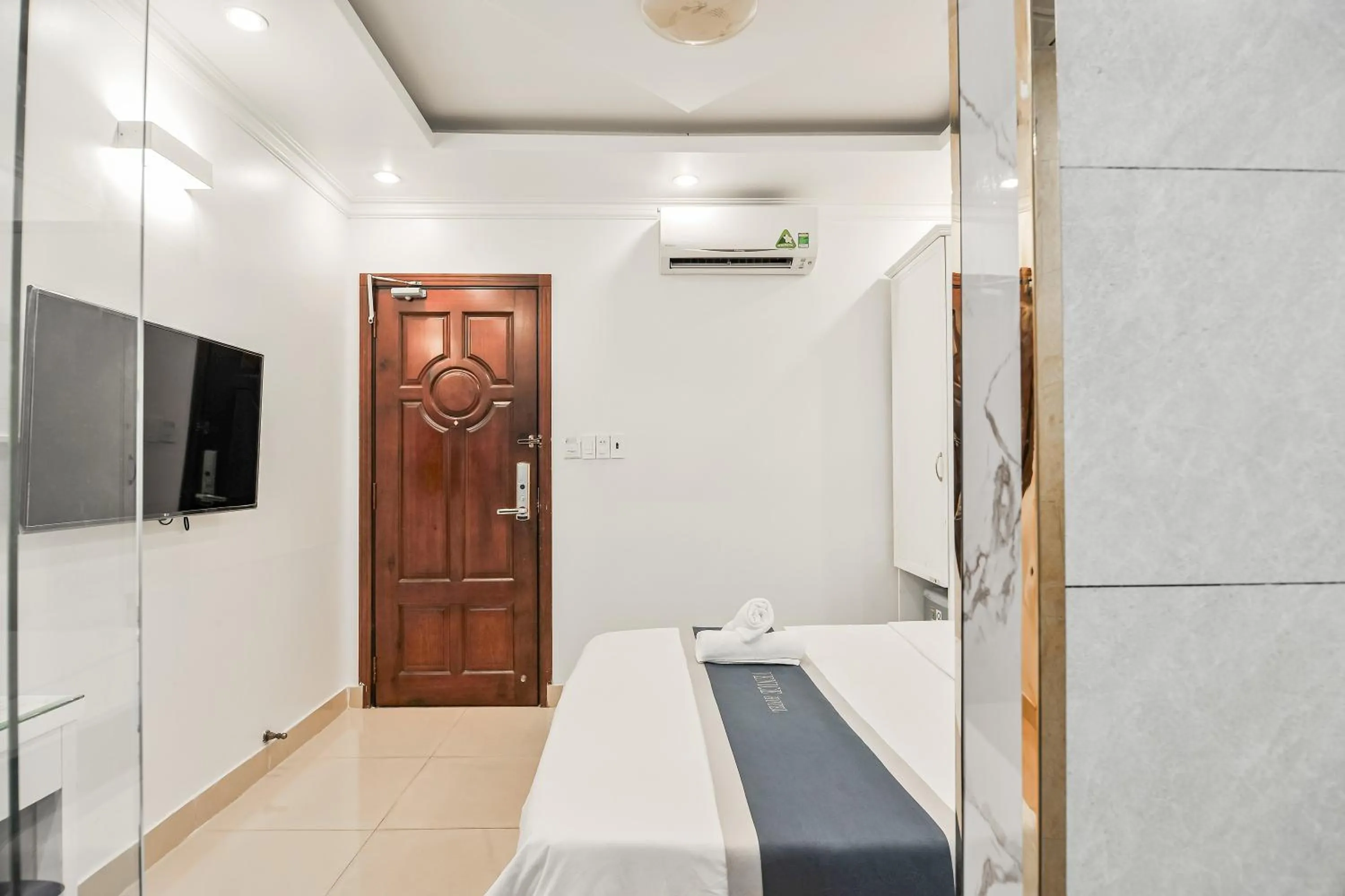 Bedroom, Bed in Venice Hotel