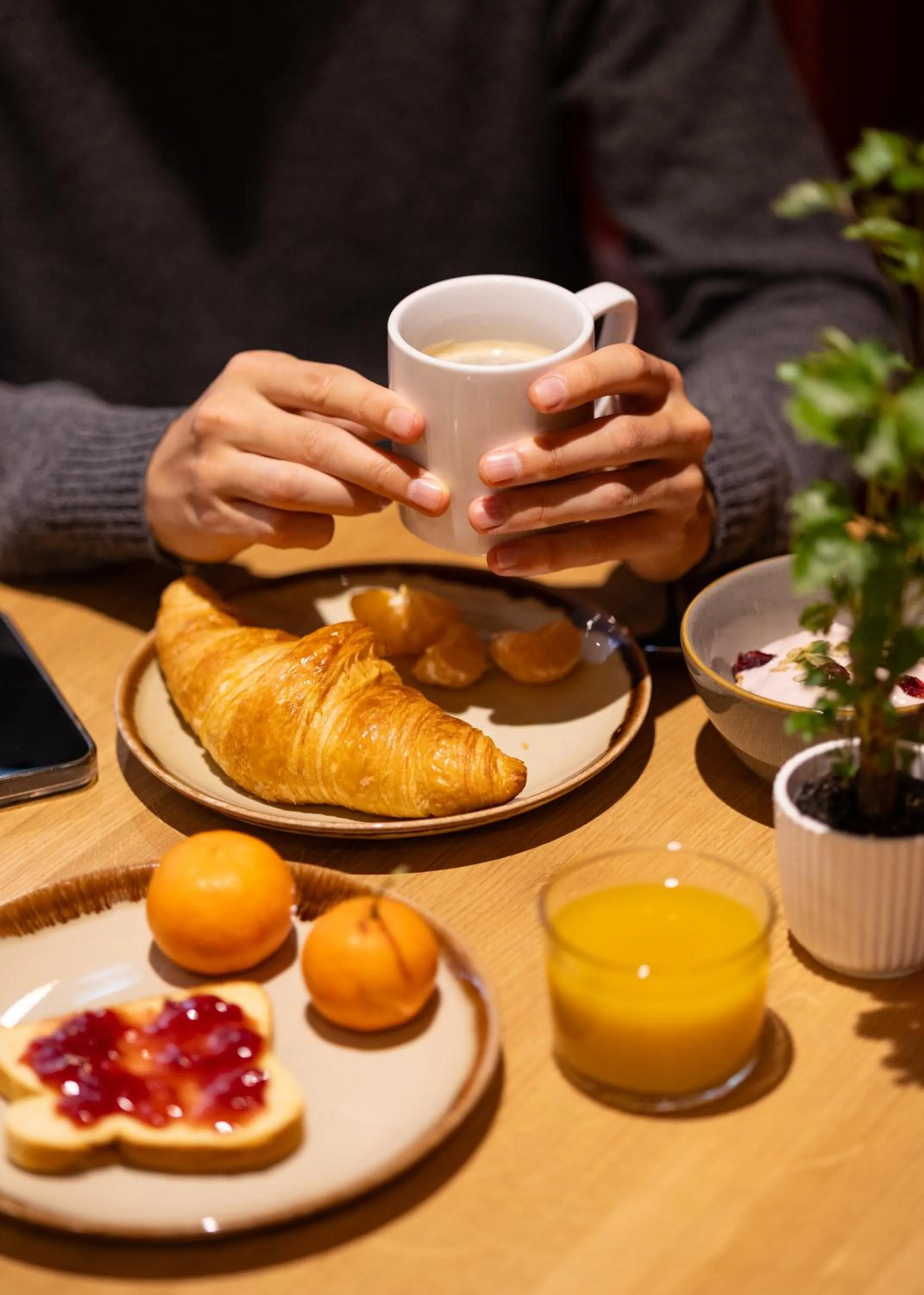 Breakfast in Citadines République Paris