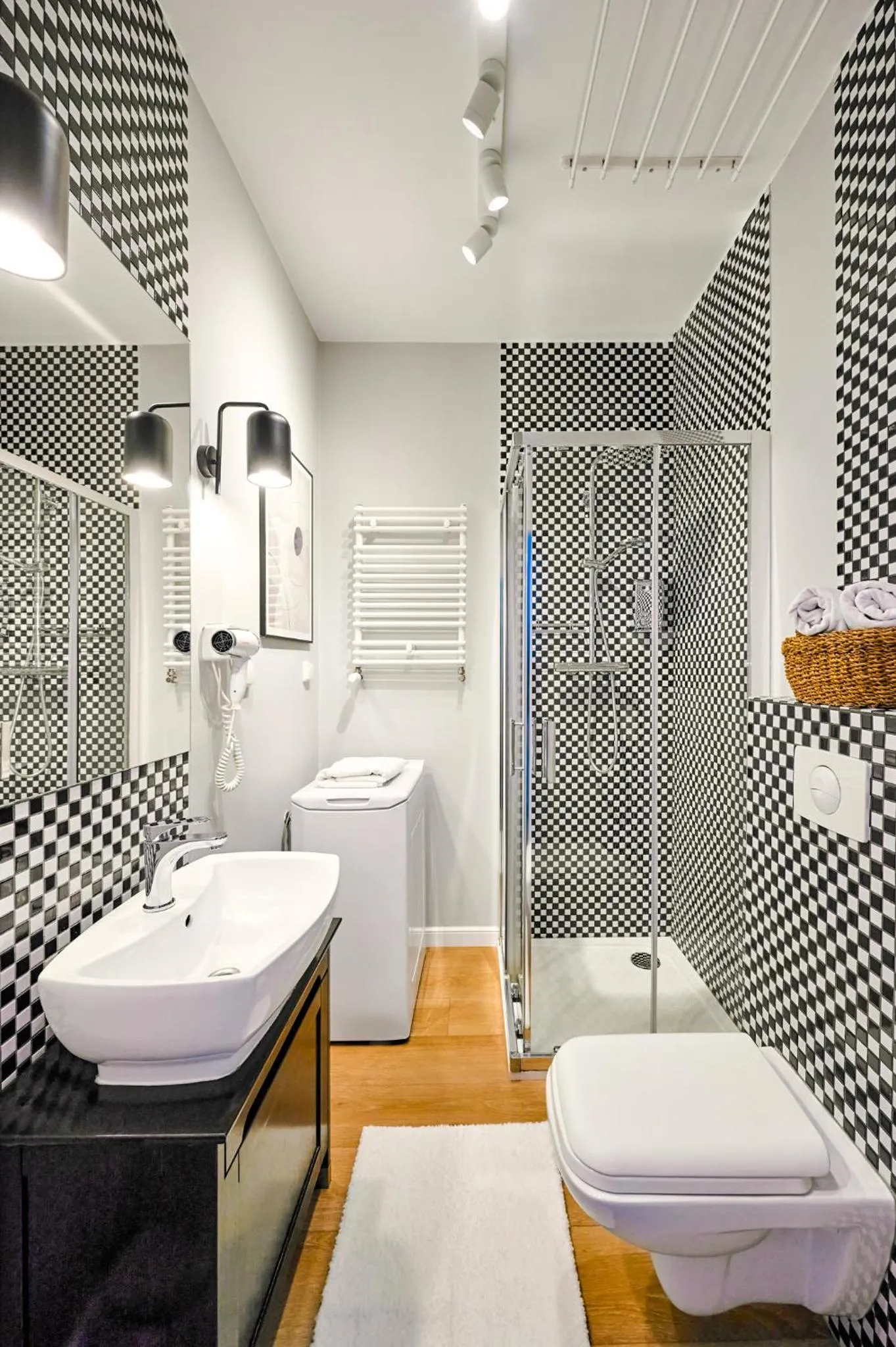 Shower in Wielopole17 Max Apartment with AC