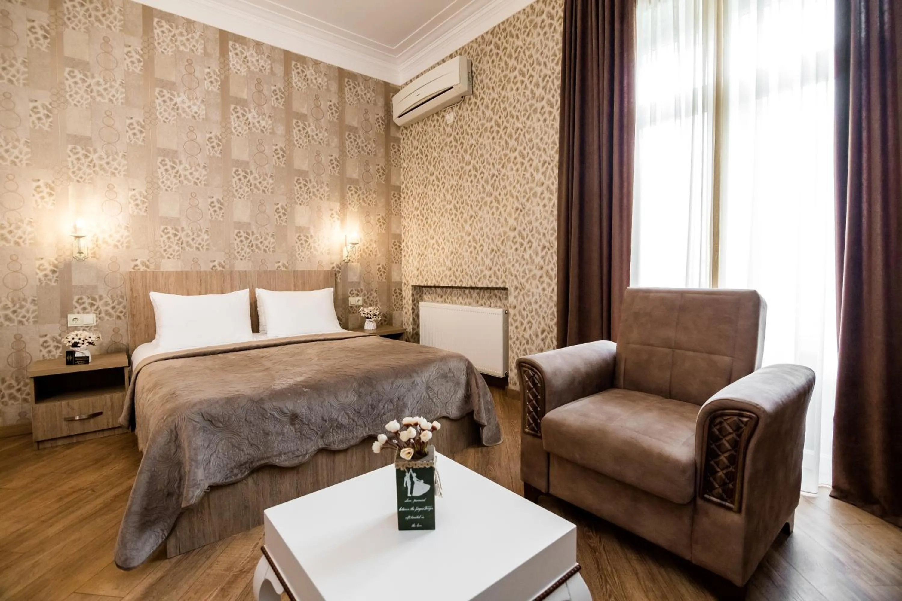 Two-Bedroom Apartment in Dat Exx Apartments on Marjanishvili