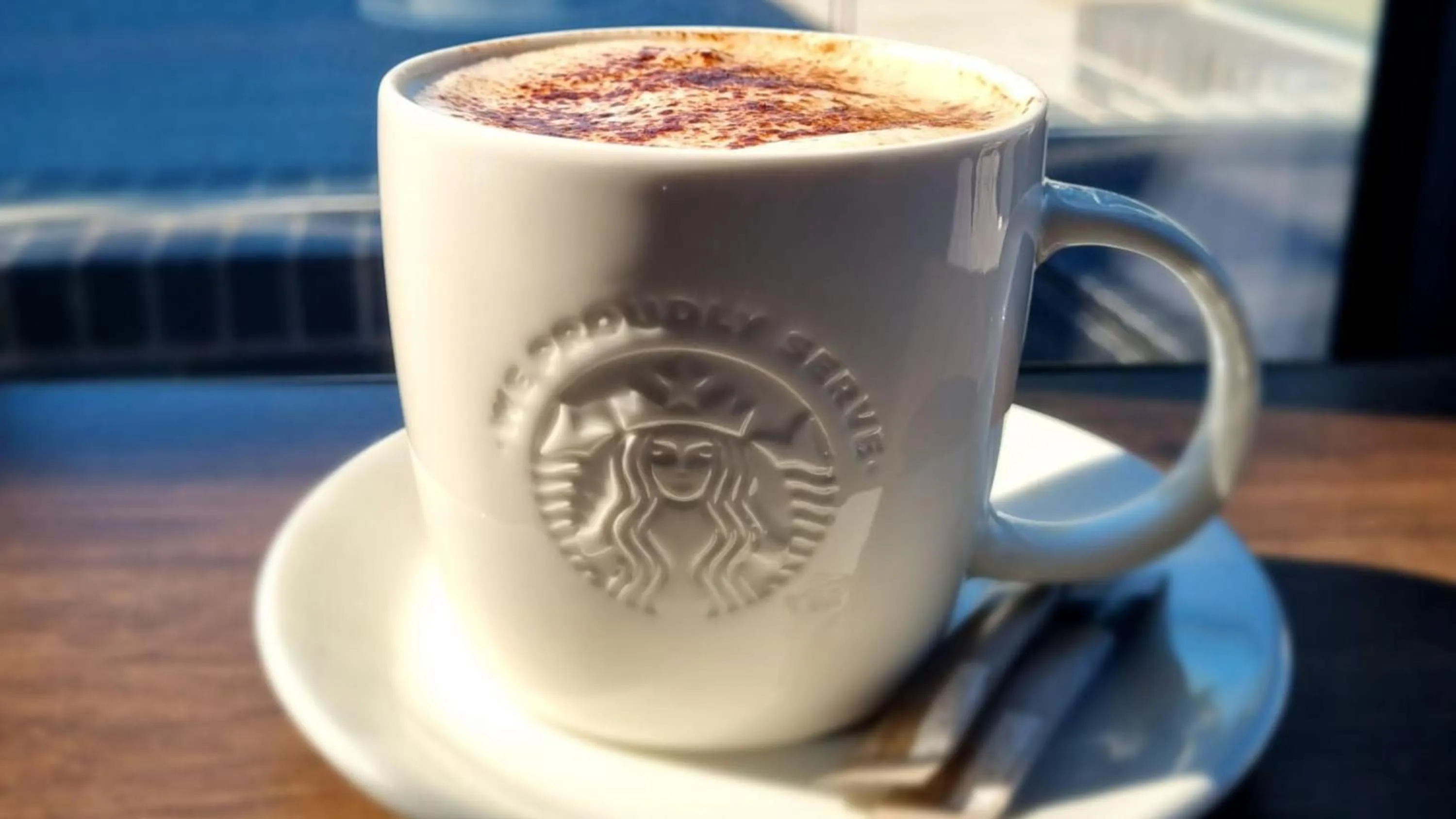 Lounge or bar in Holiday Inn London Gatwick - Worth by IHG