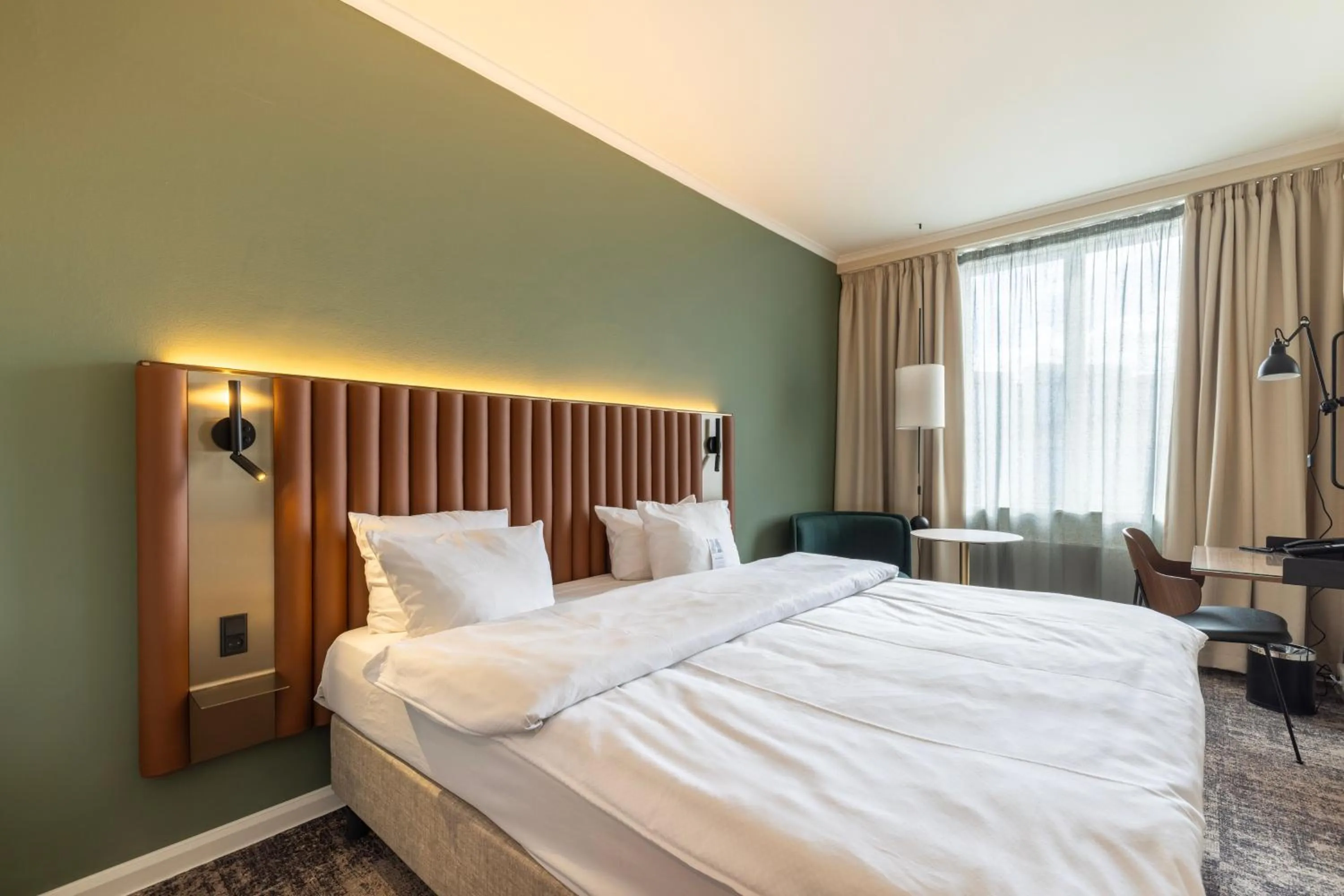 View (from property/room), Bed in Imperial Hotel