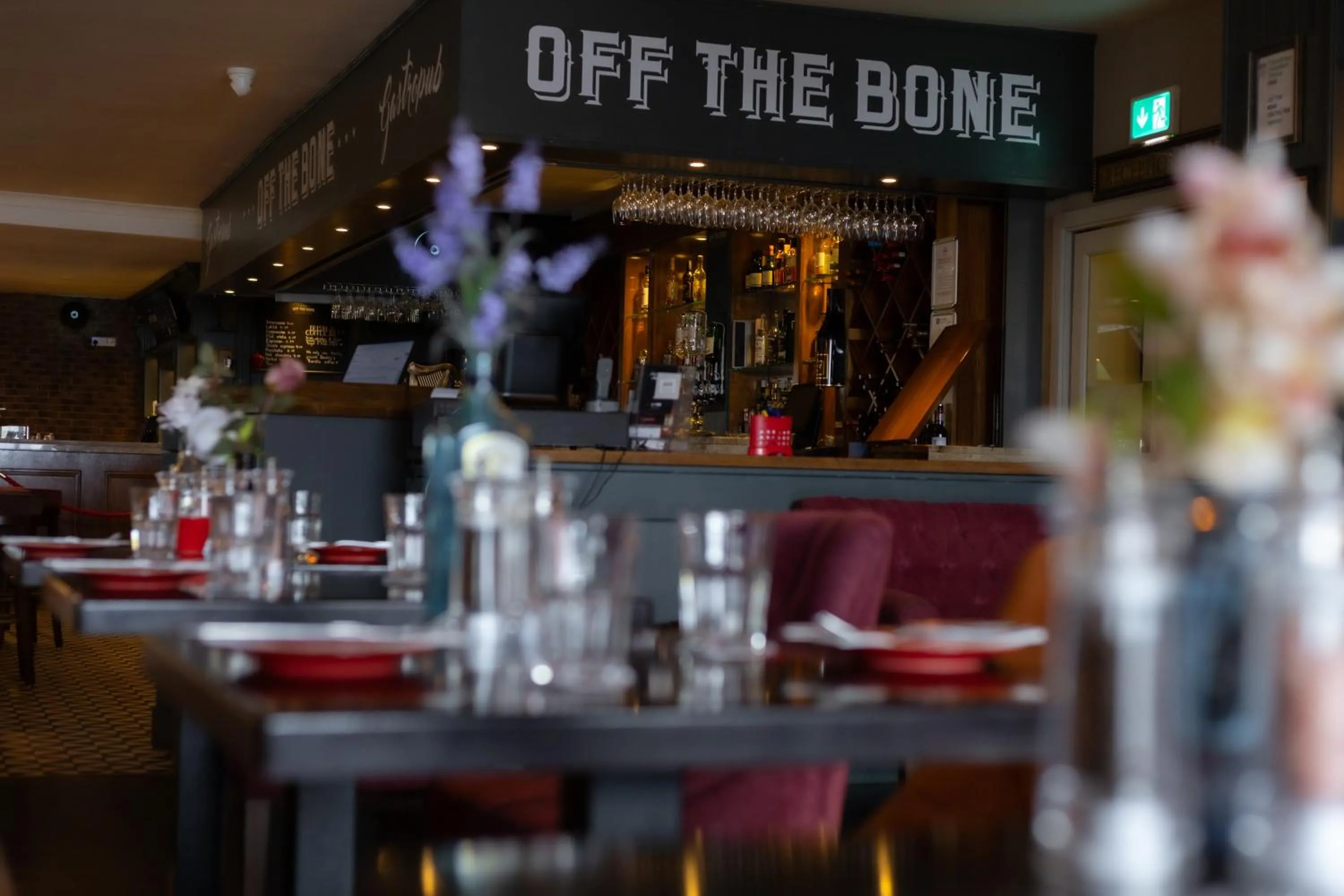 Restaurant/places to eat in Great National South Court Hotel