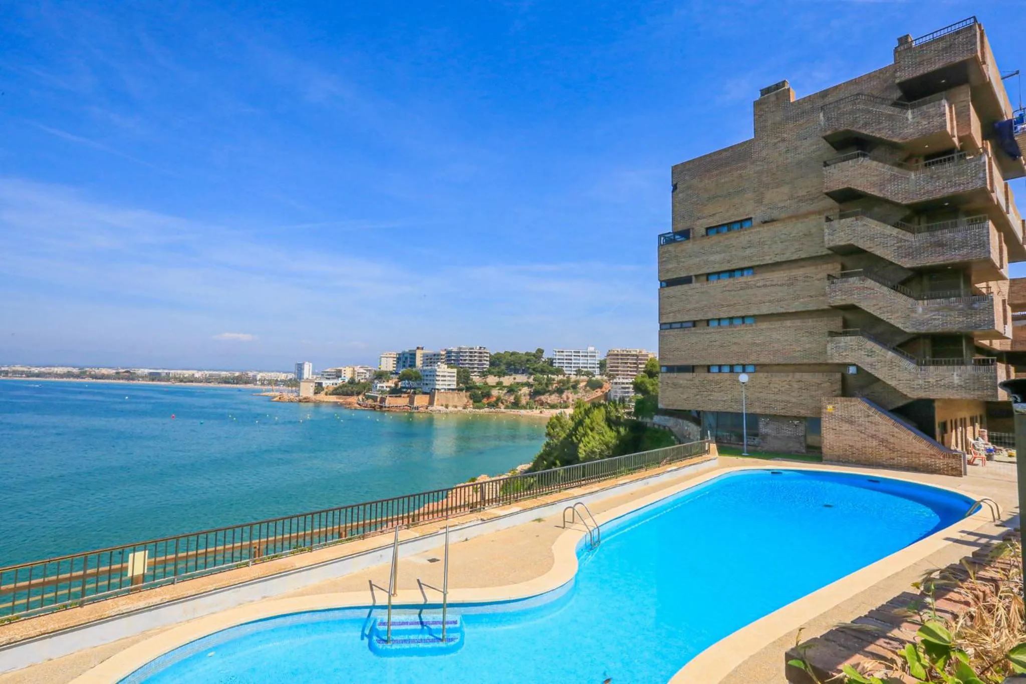LITORAL COSTA DORADA - MARGON Only families
