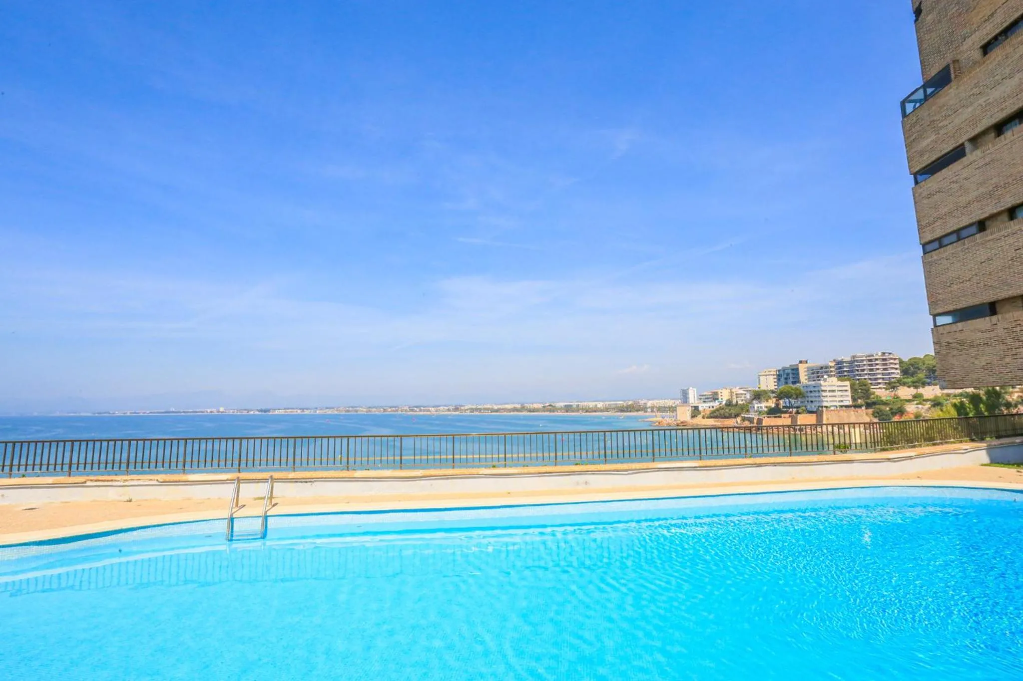 LITORAL COSTA DORADA - MARGON Only families