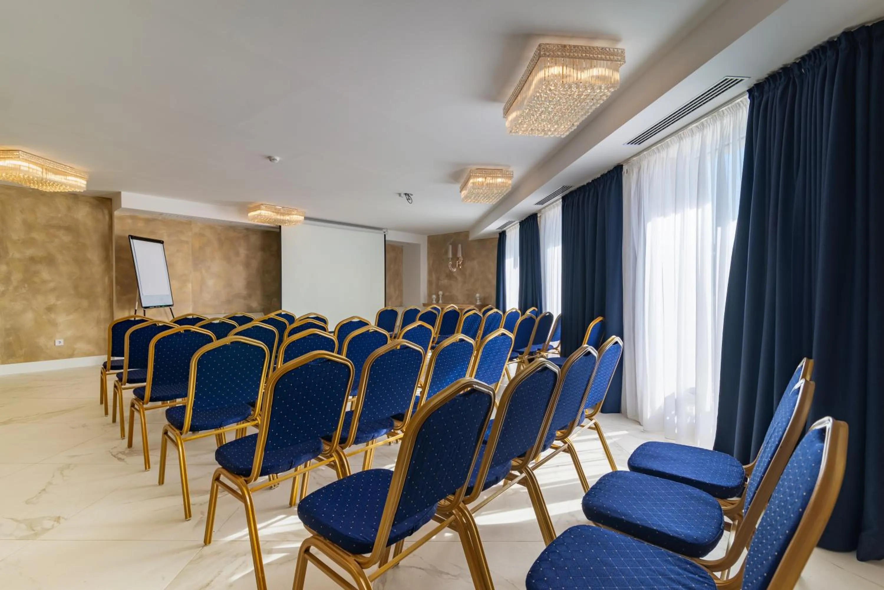 Business facilities in ECO Therma Village - Mineral Pool & SPA & All Inclusive