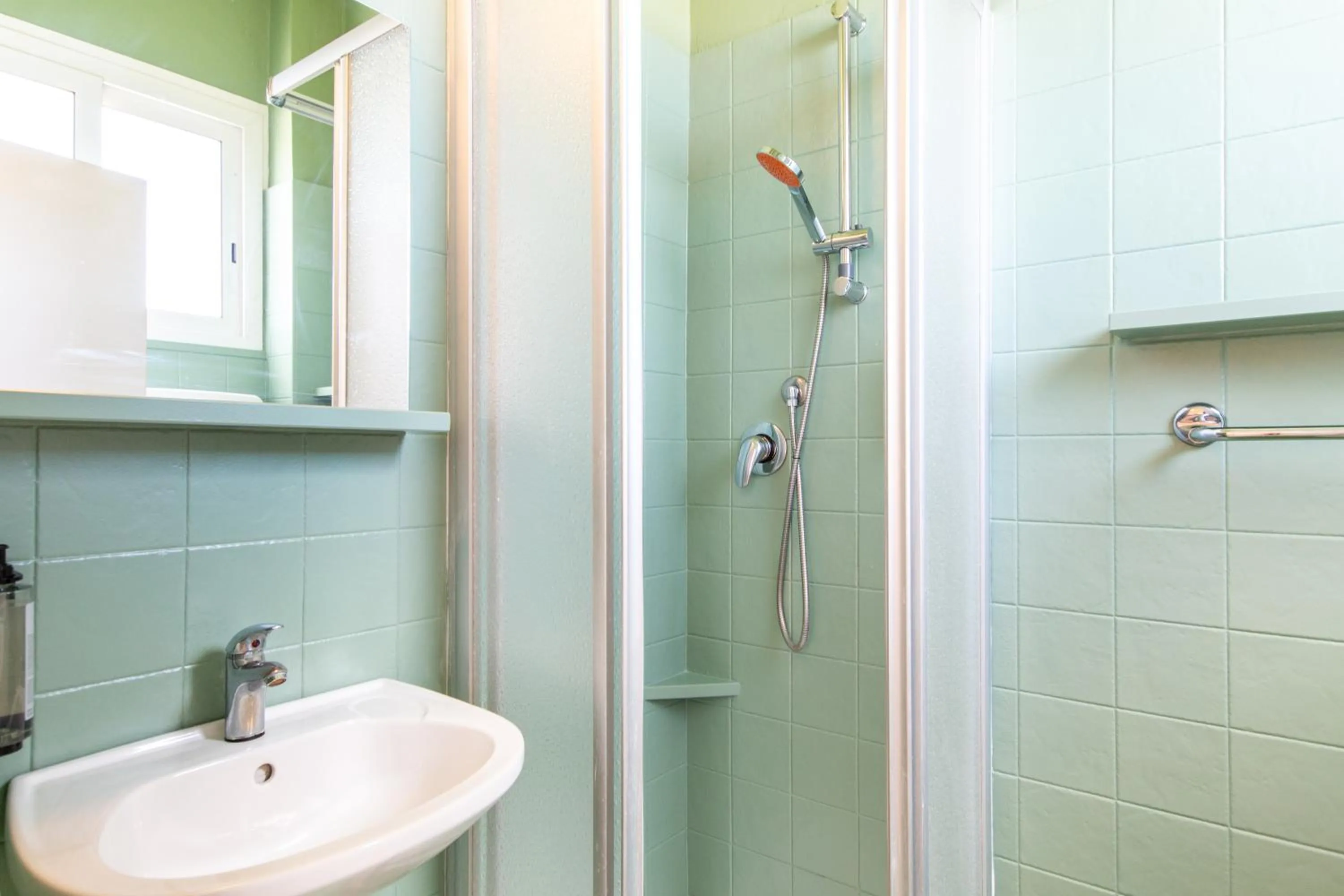 Shower in Hotel Belvedere Rimini