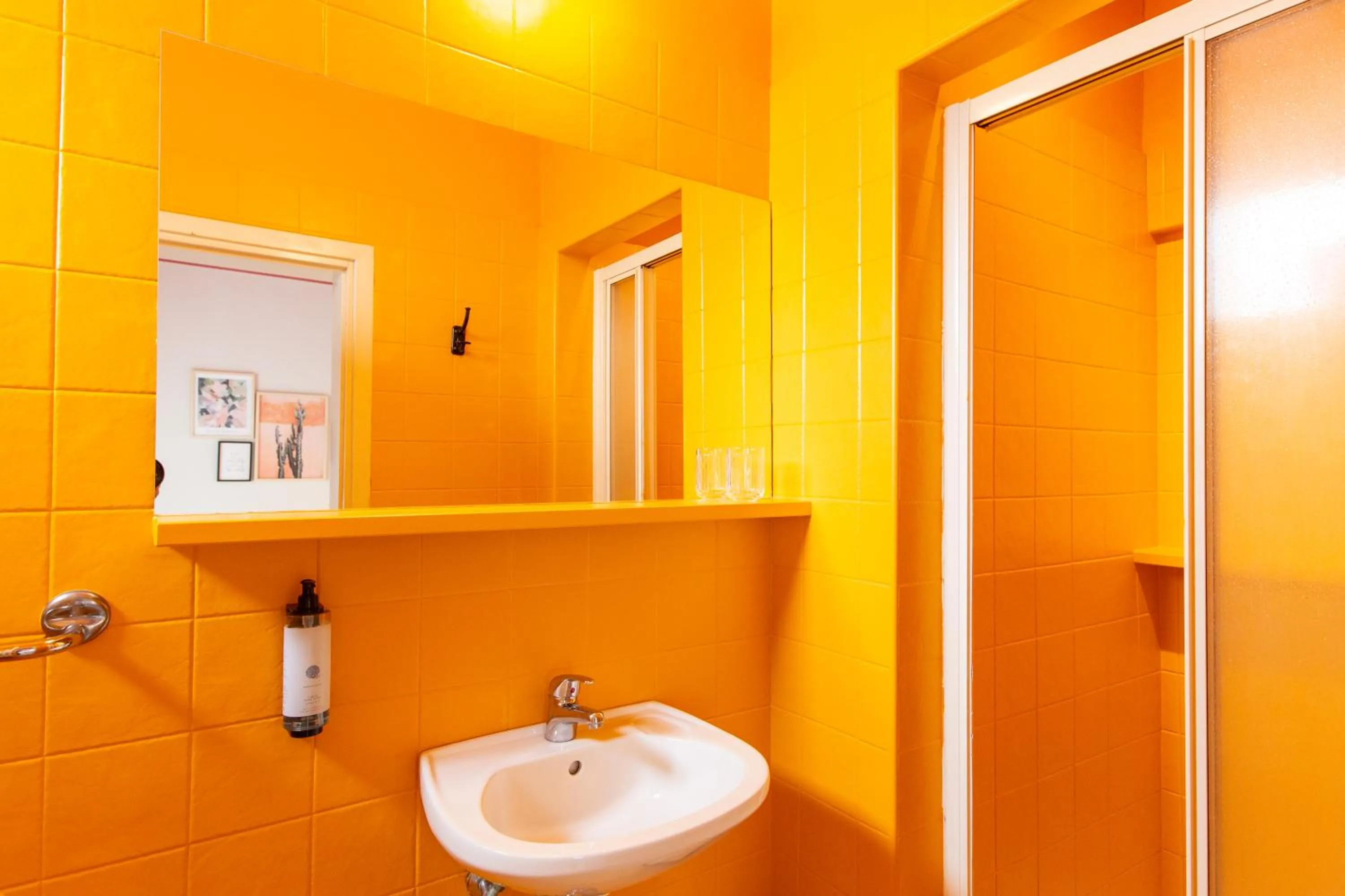 Shower in Hotel Belvedere Rimini