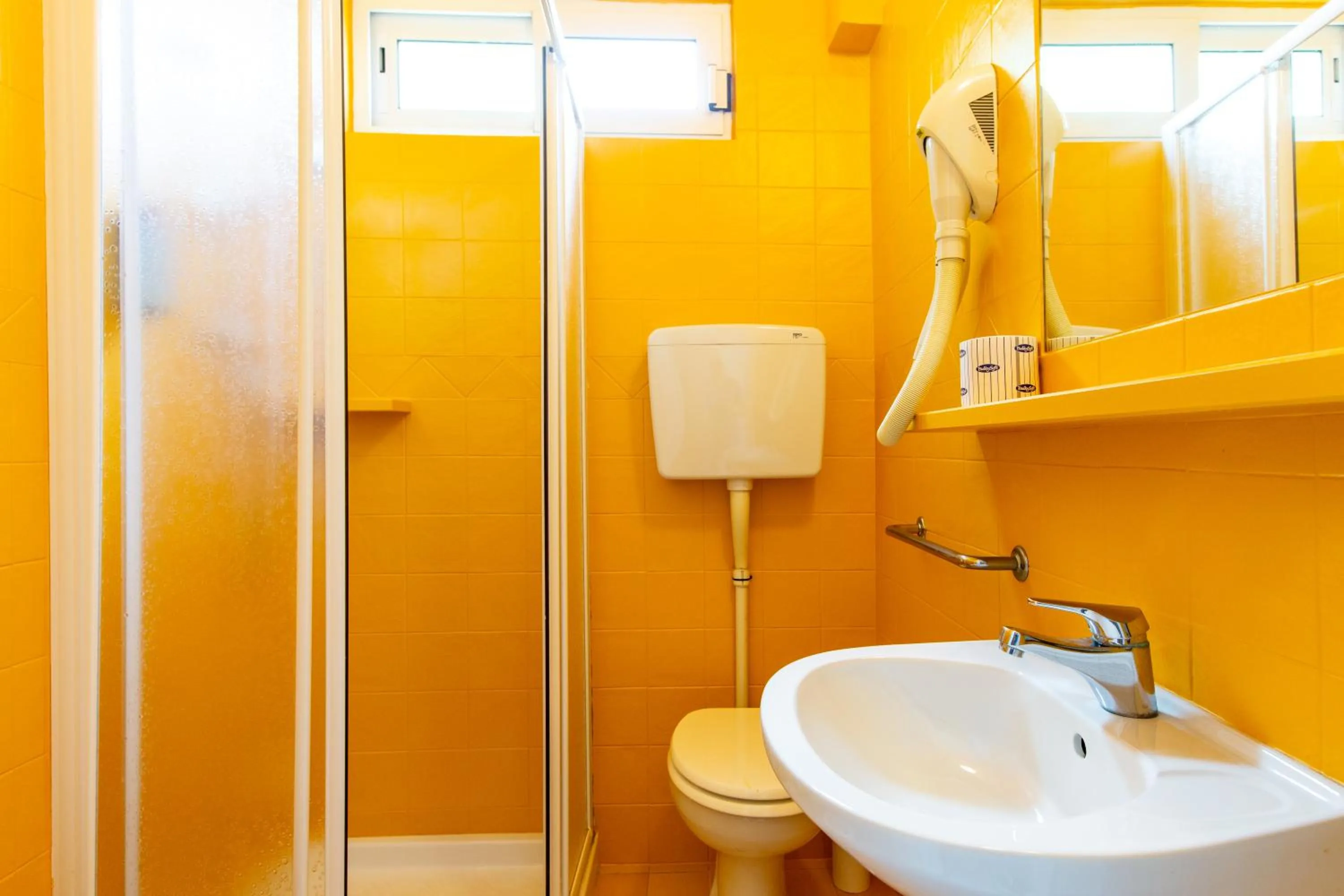 Shower in Hotel Belvedere Rimini