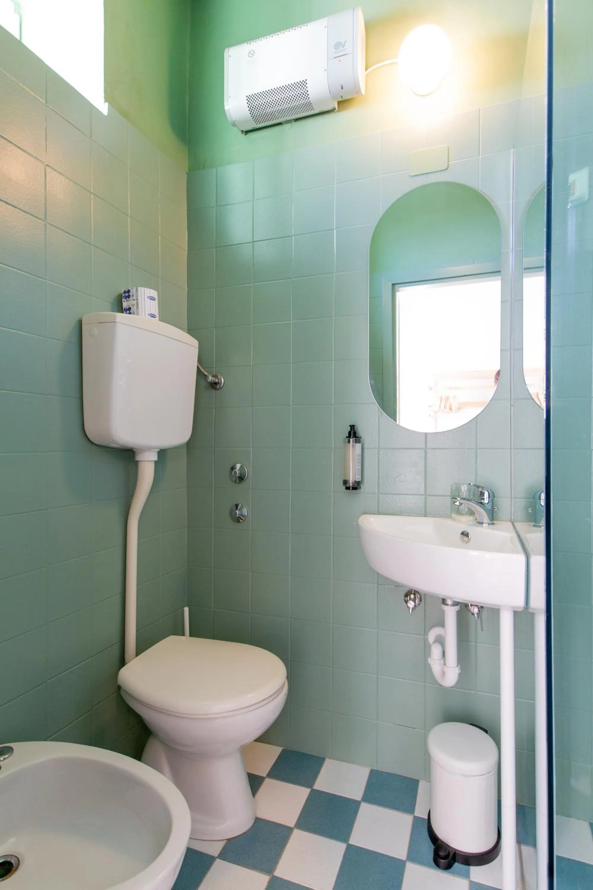 Shower in Hotel Belvedere Rimini