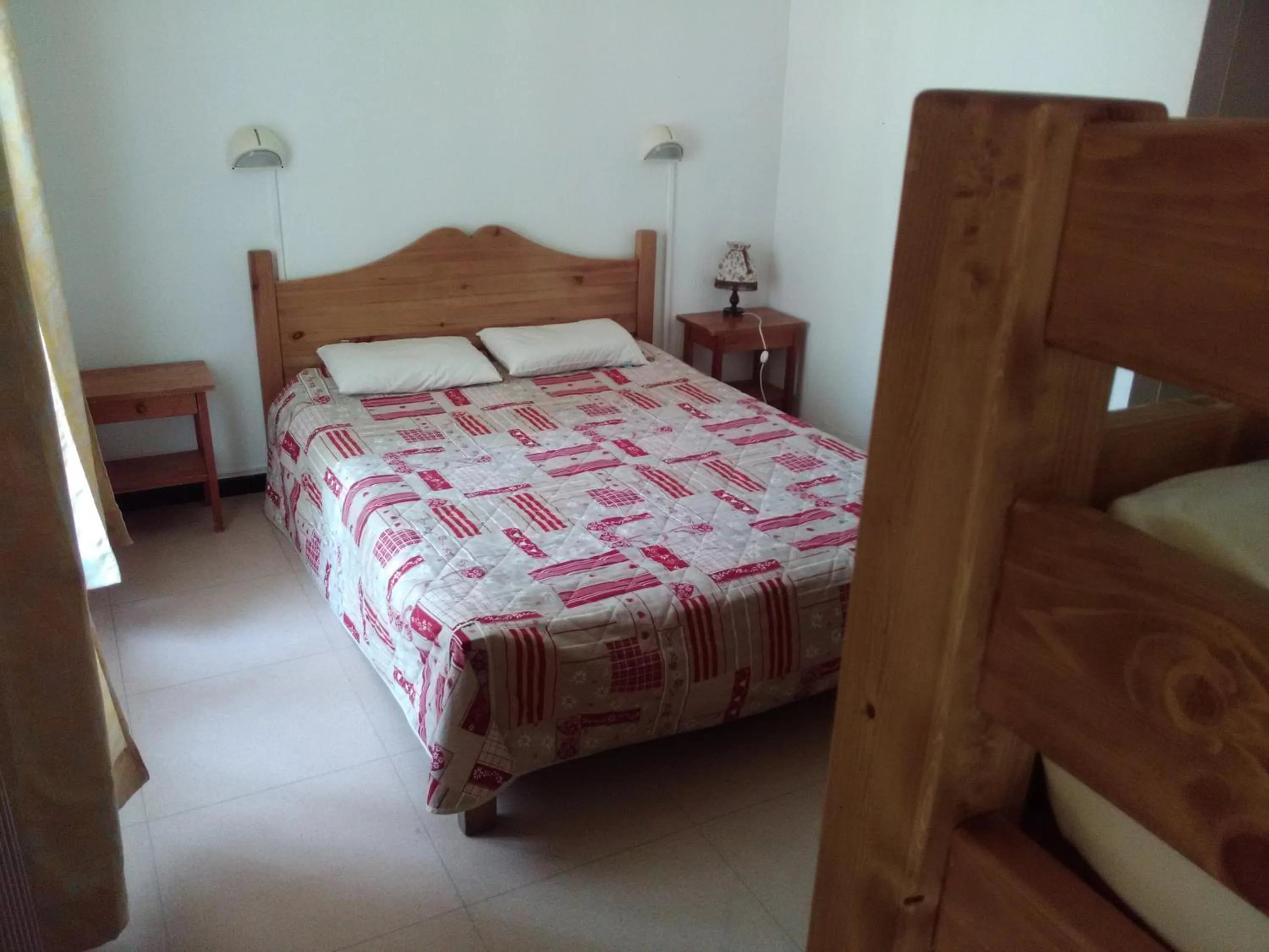 Bed in Cap Verb Guillestre