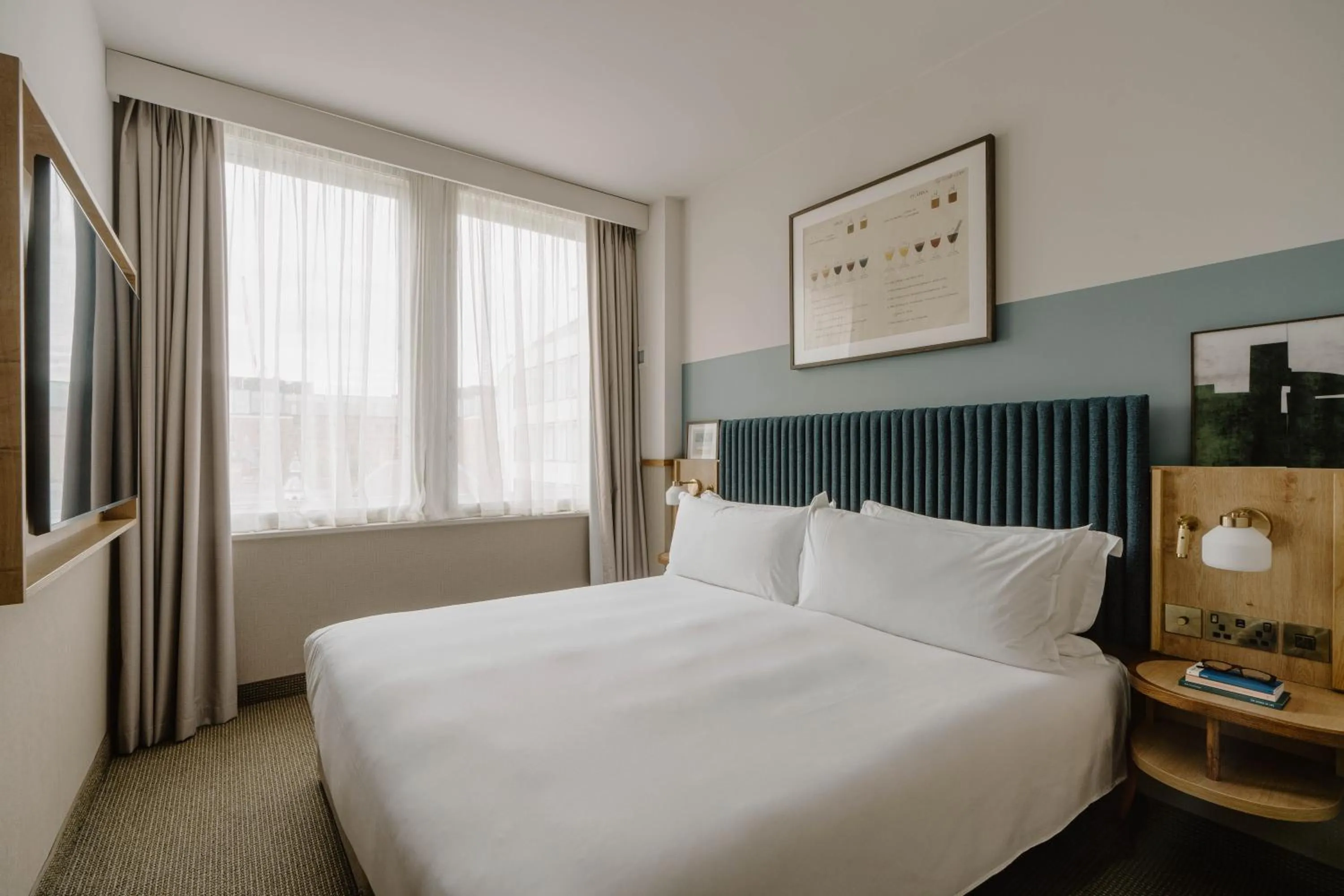 Bed in Club Quarters Hotel St Paul's, London