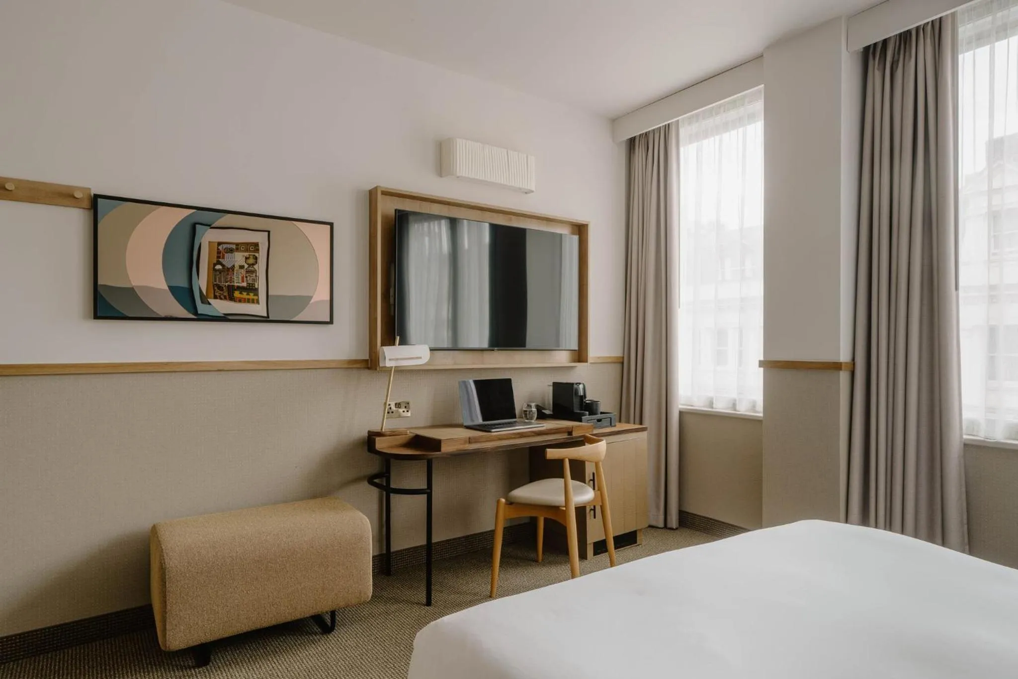 Bedroom, Bed in Club Quarters Hotel St Paul's, London