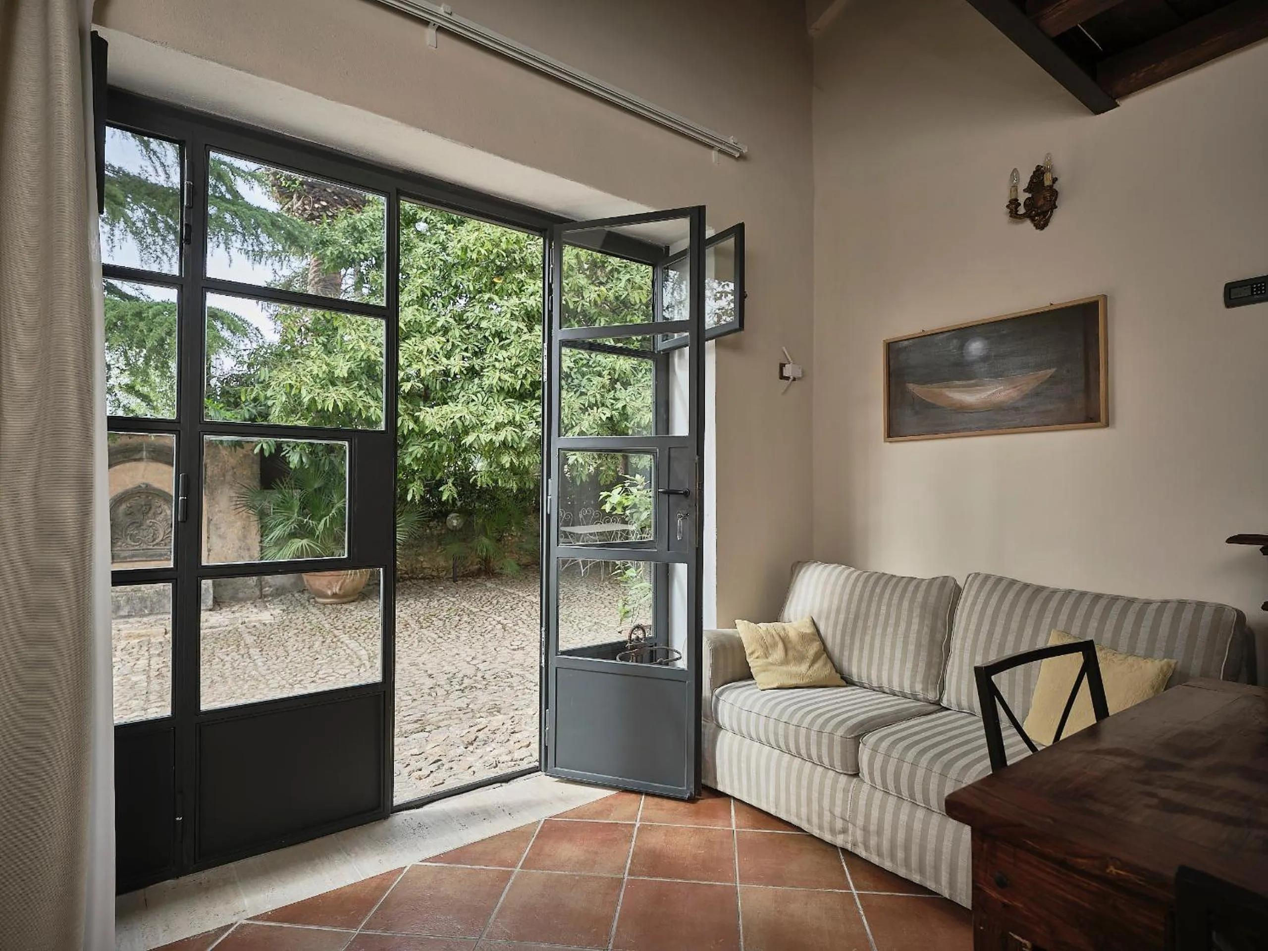 Garden view in Agriturismo Castello Santa Margherita