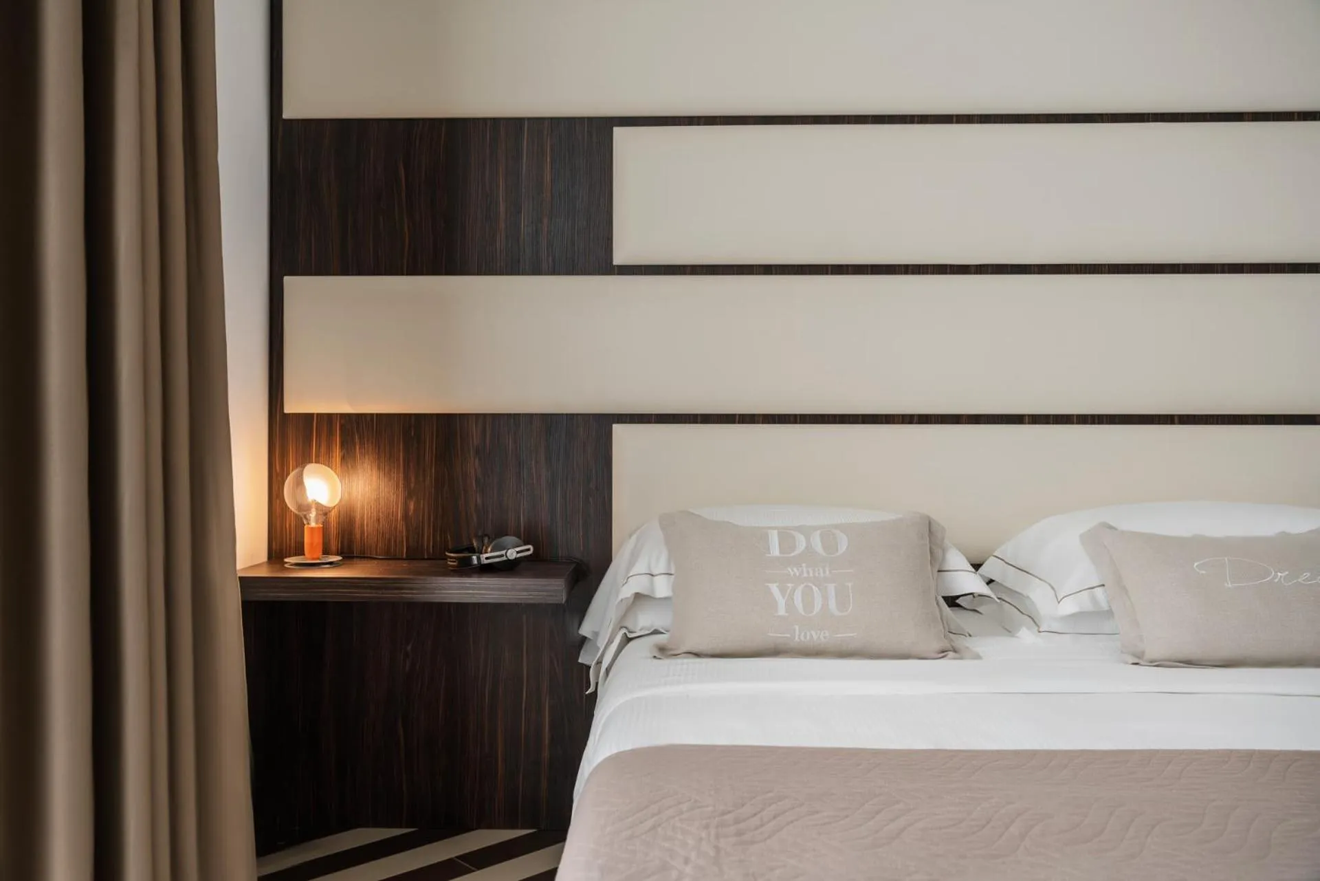 Photo of the whole room, Bed in Dan Hotel