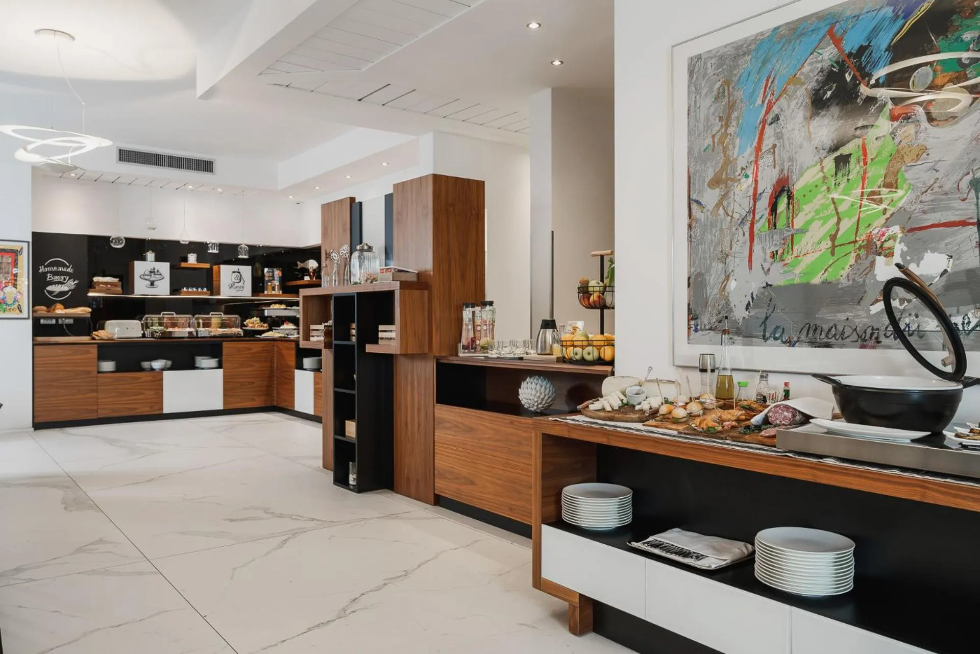 Breakfast in Dan Hotel