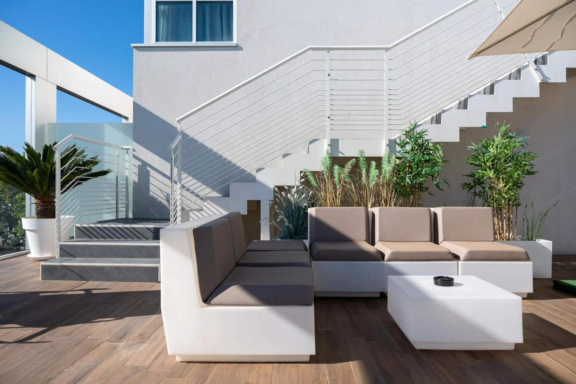 Balcony/Terrace in Dan Hotel