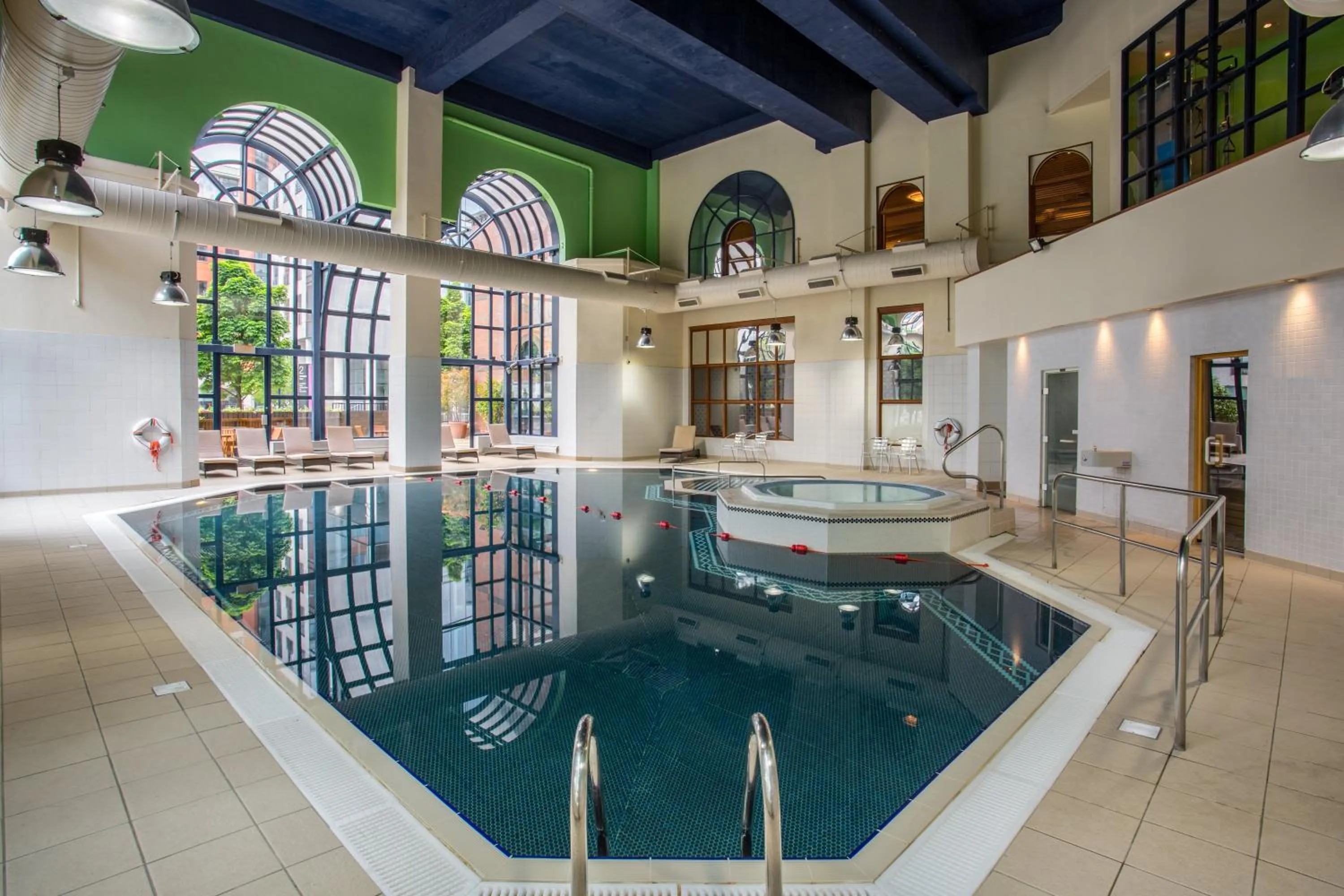 Swimming pool in Crowne Plaza Leeds by IHG