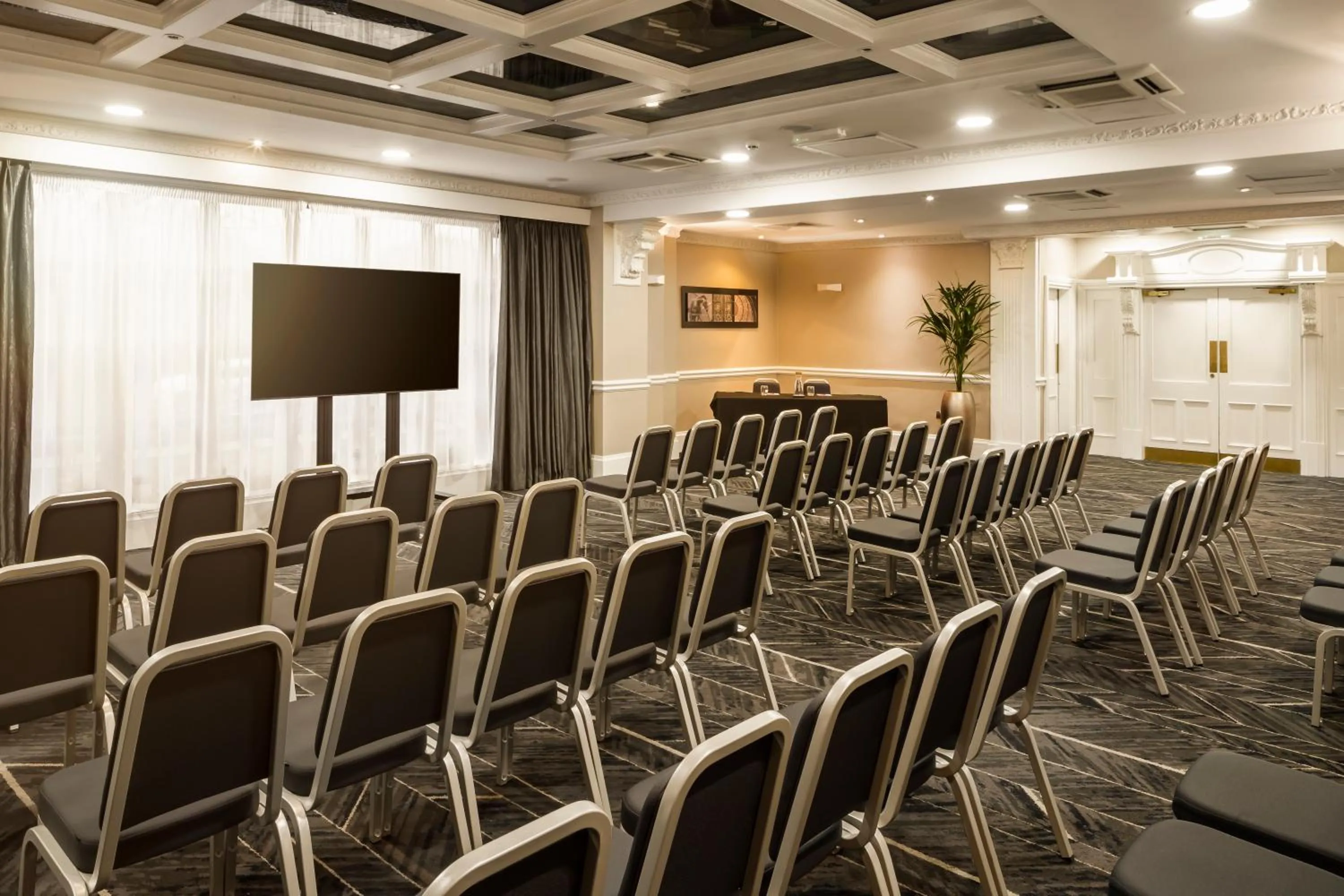 Meeting/conference room in Crowne Plaza Leeds by IHG