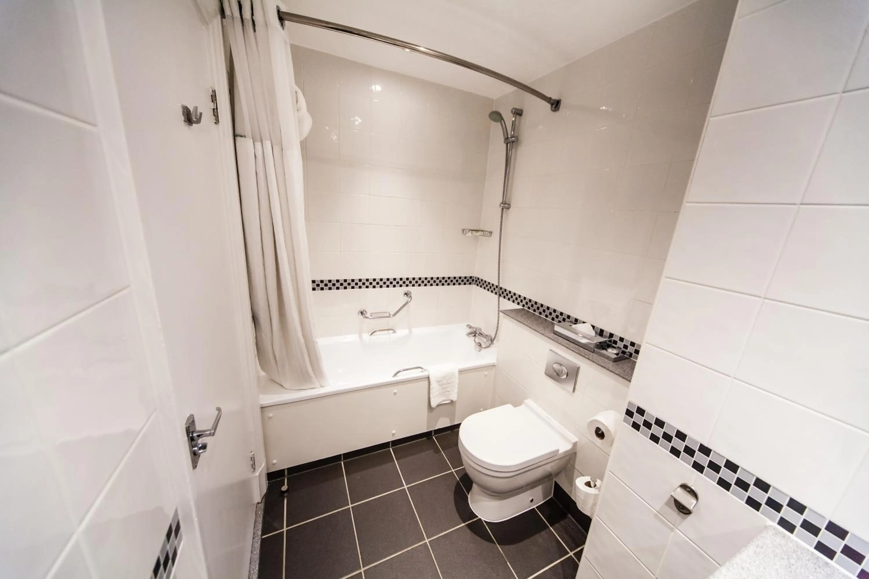 Toilet in Crowne Plaza Leeds by IHG