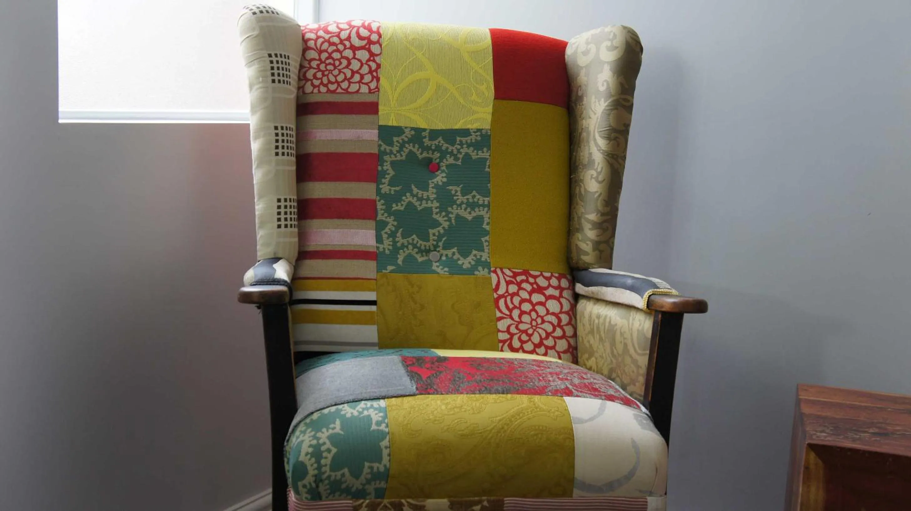 Decorative detail in The Bronze Pig