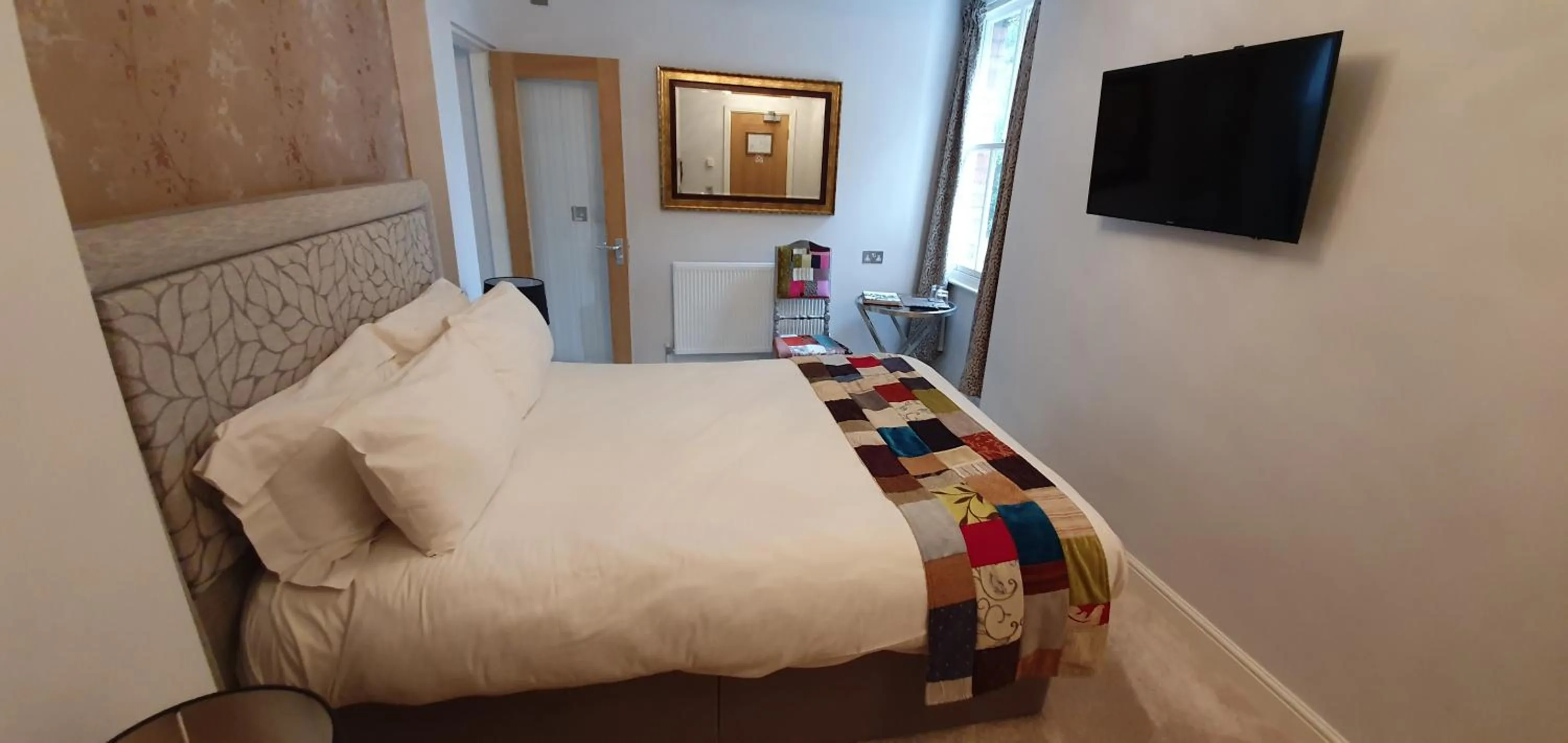 Bed in The Bronze Pig