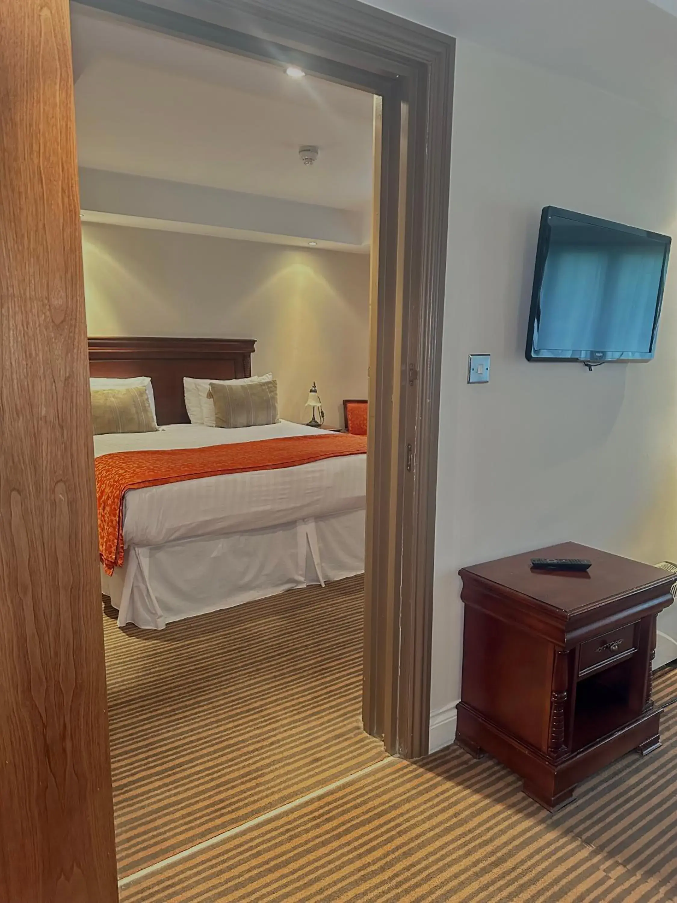 Executive King Room - Non-Smoking in The Casa Hotel, Sure Hotel Collection by Best Western Executive King Room - Non-Smoking in The Casa Hotel, Sure Hotel Collection by Best Western