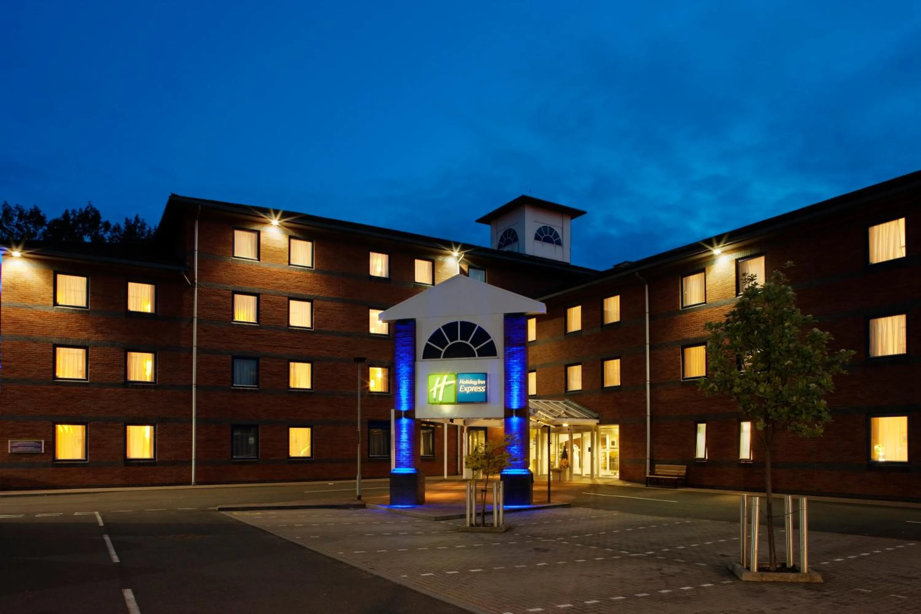 Property building in Holiday Inn Express Droitwich Spa by IHG