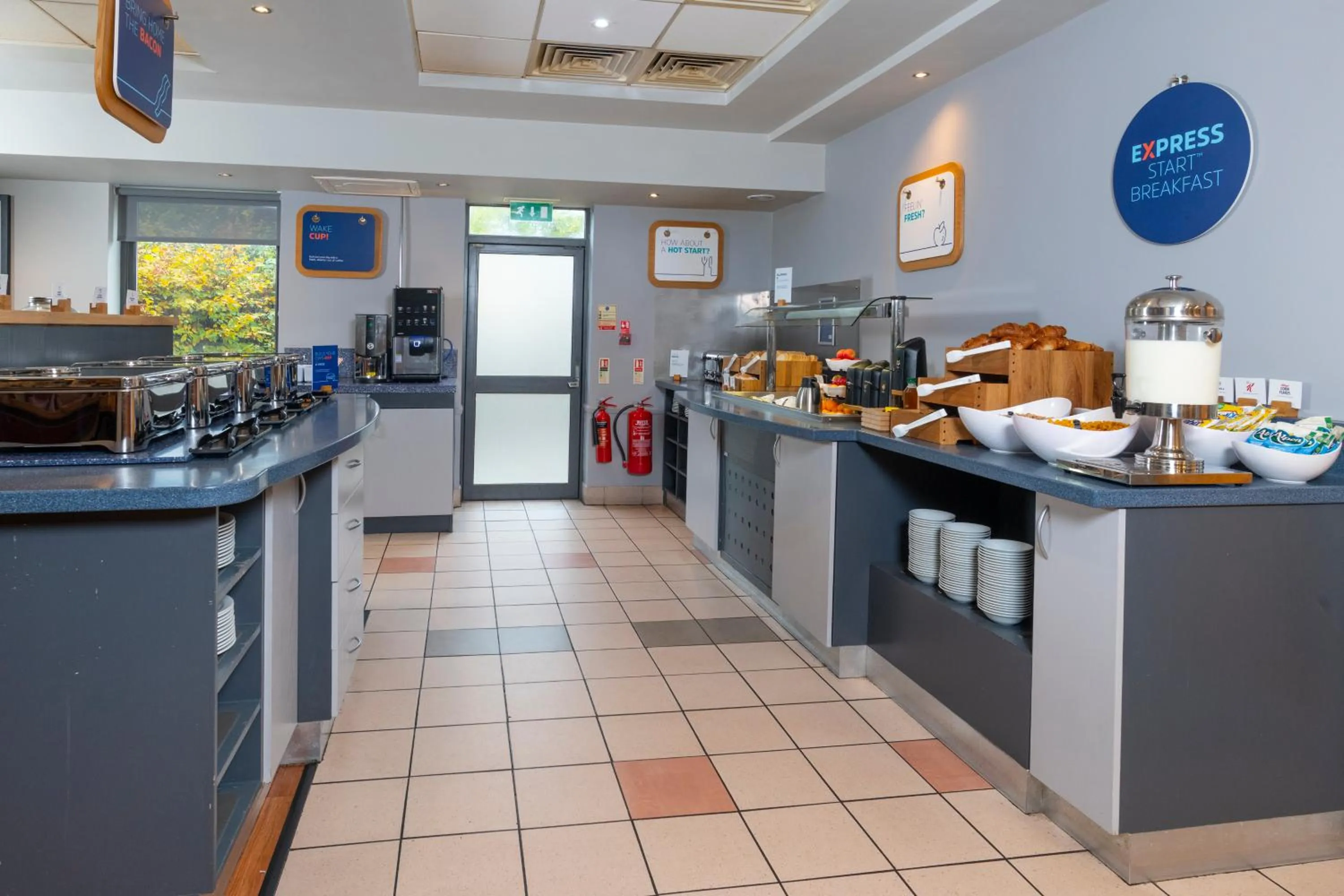 Buffet breakfast in Holiday Inn Express Droitwich Spa by IHG