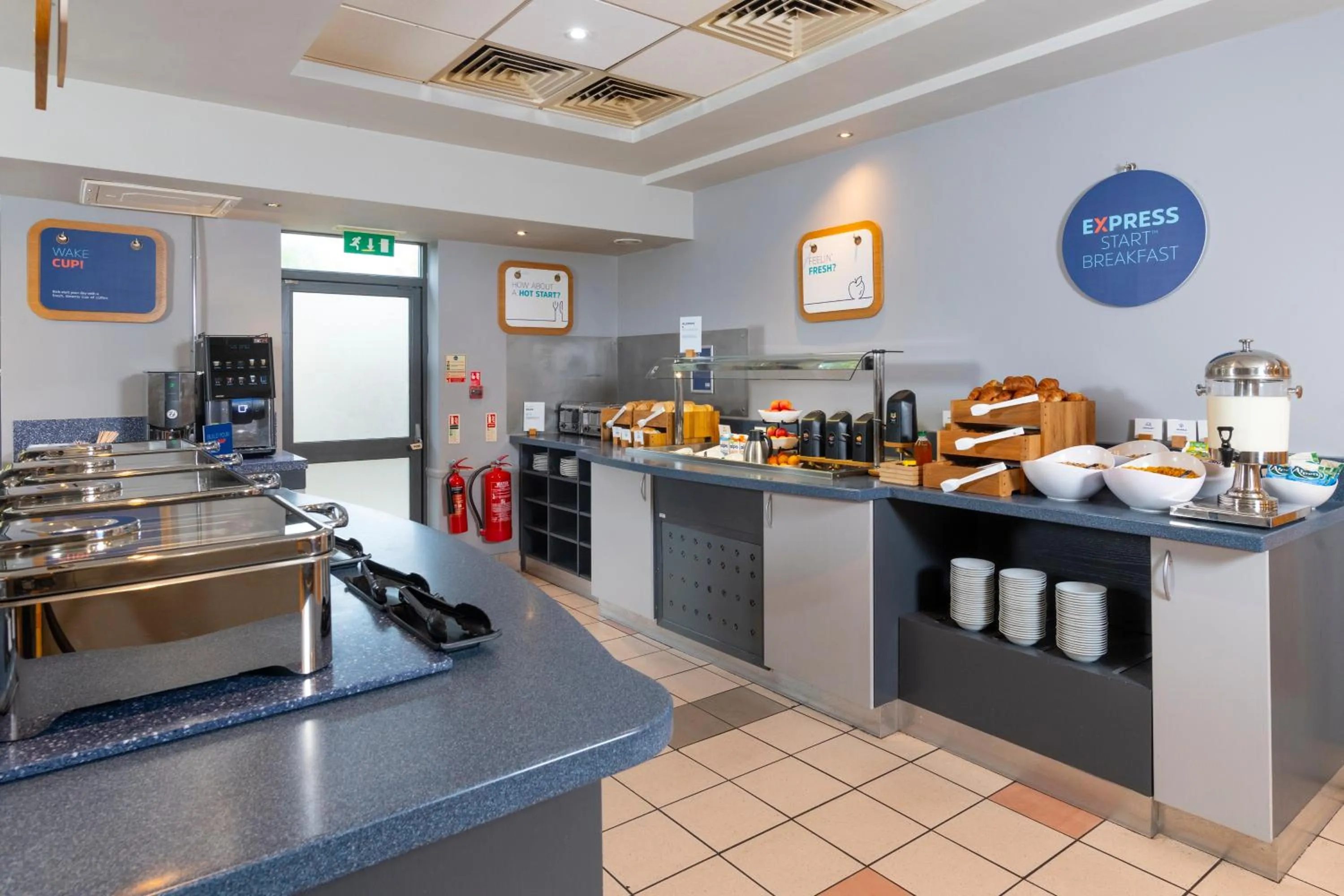 Buffet breakfast in Holiday Inn Express Droitwich Spa by IHG