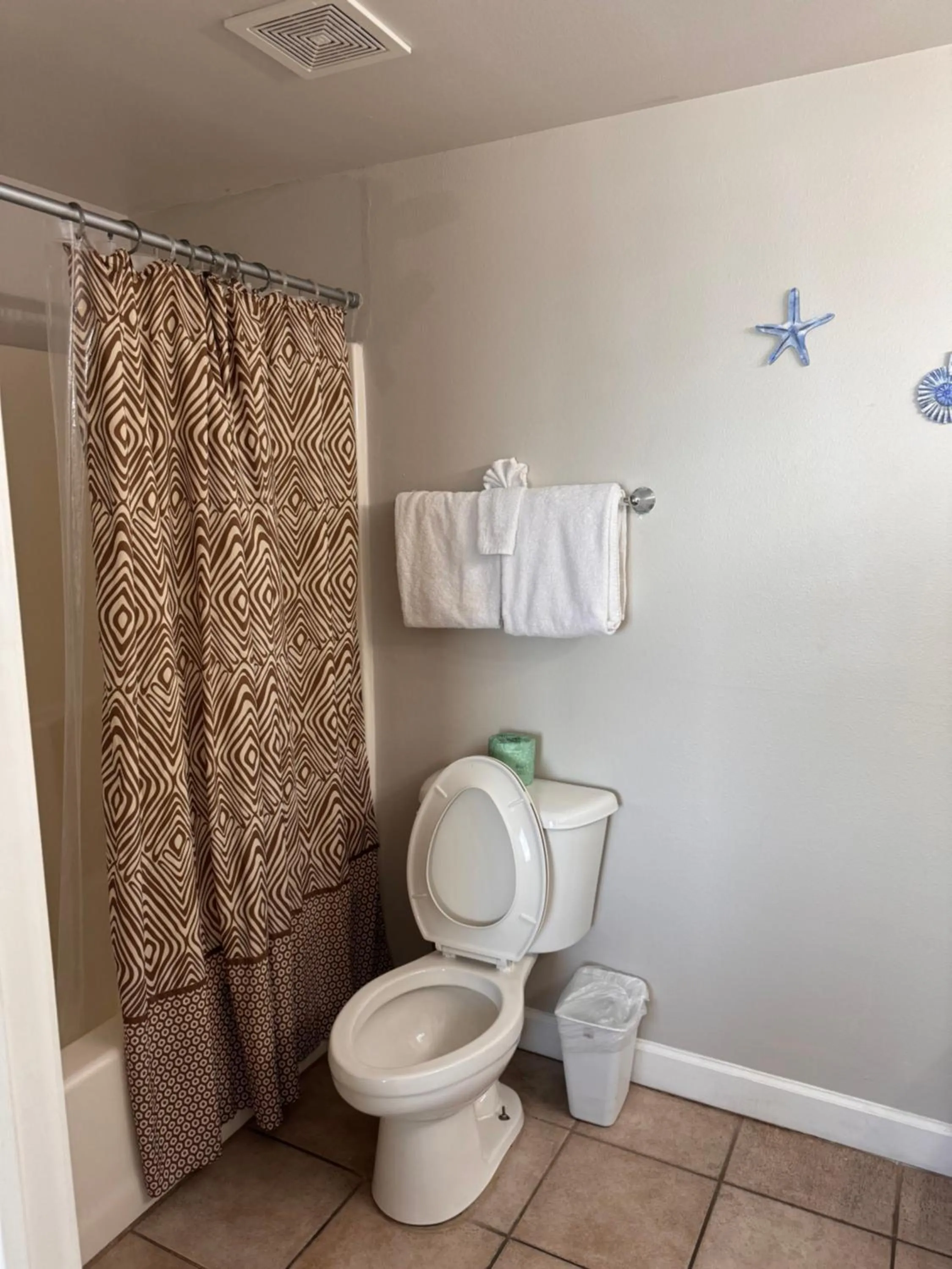 Bathroom in Shores of Panama Resort