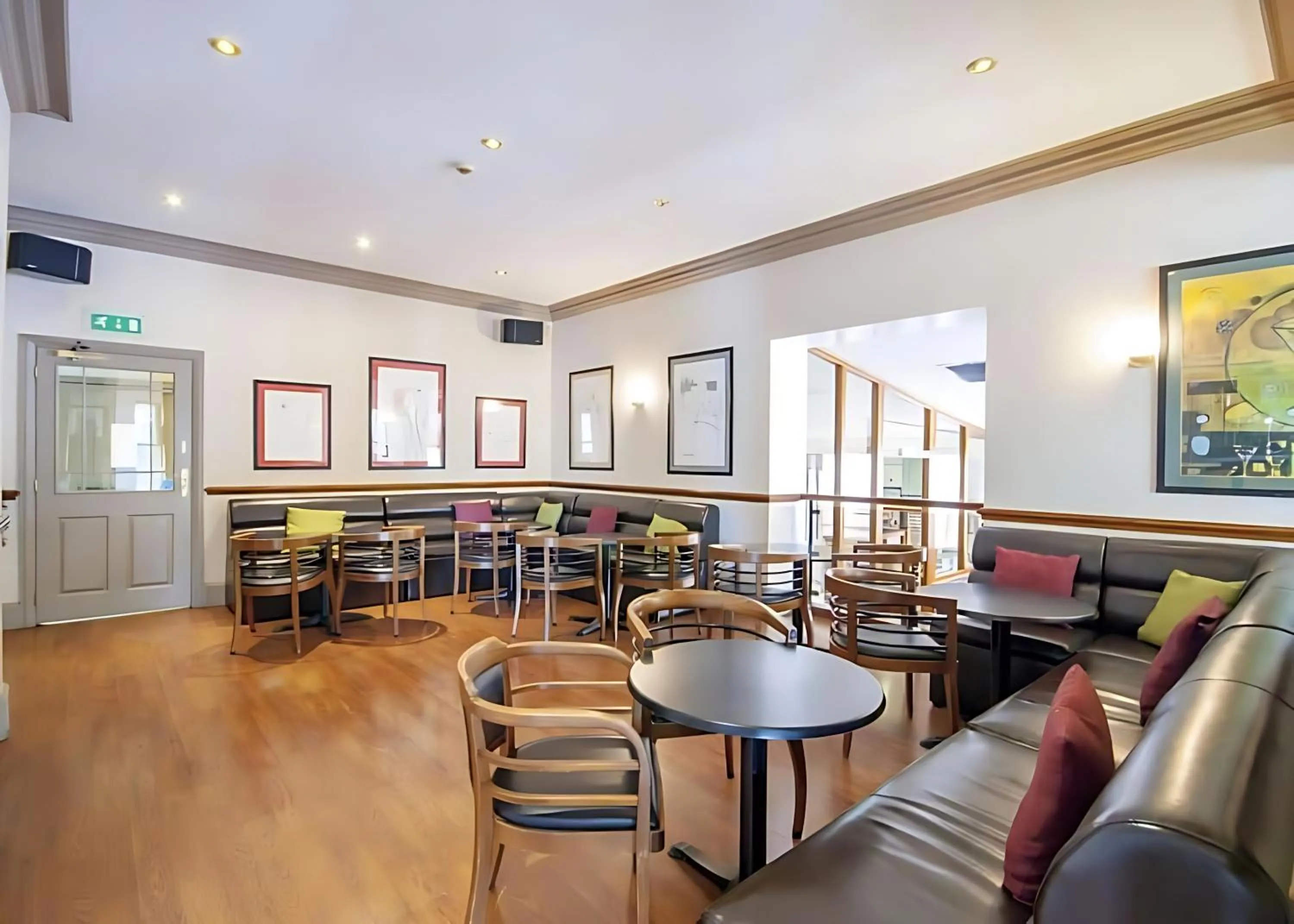 Restaurant/places to eat in Staindrop Hotel