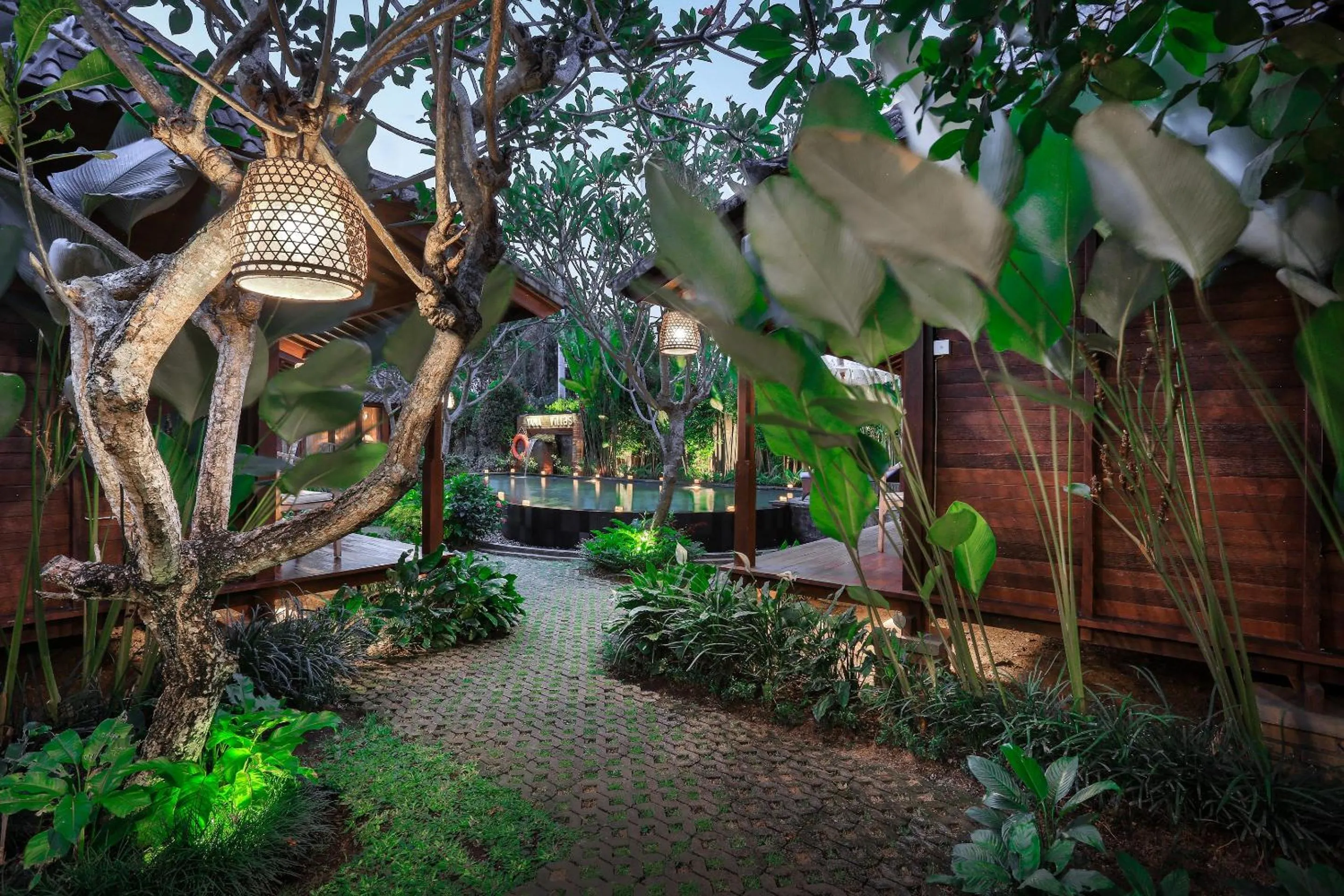 Night in Yana Villas Kemenuh by GenuineHost