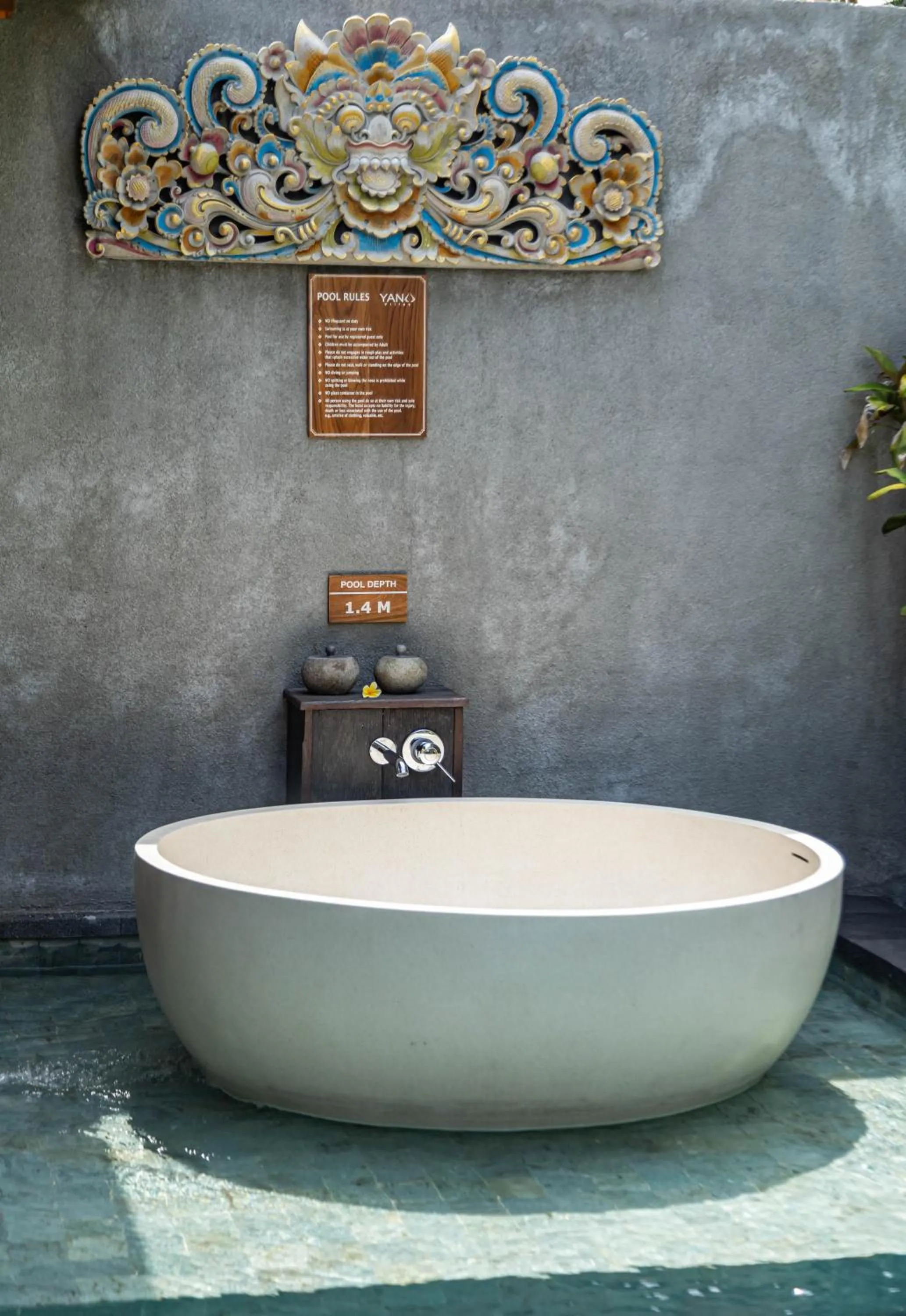 Bath in Yana Villas Kemenuh by GenuineHost