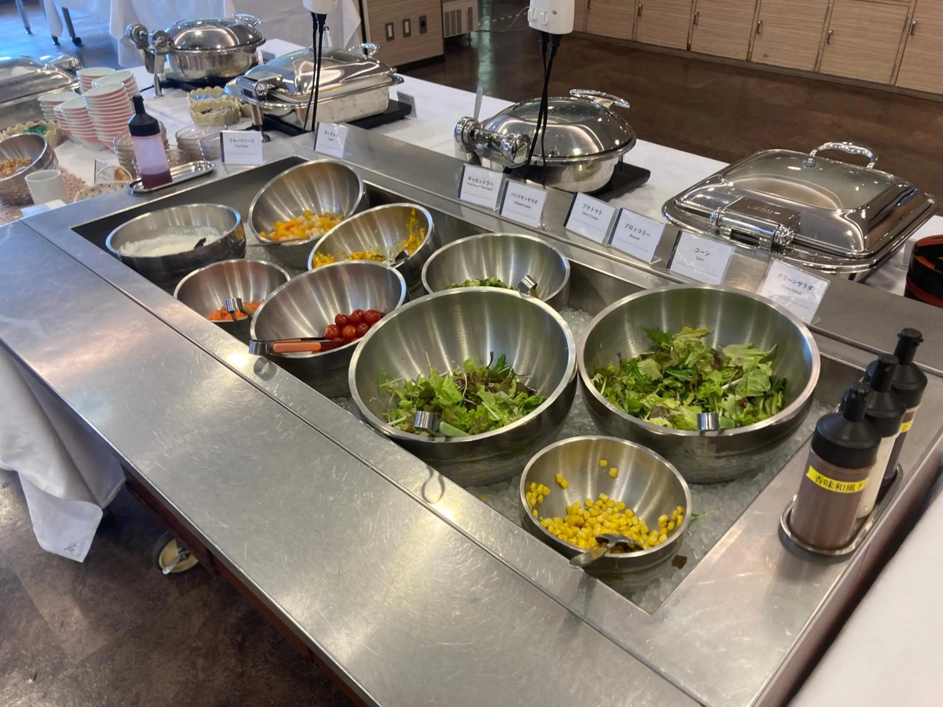 Breakfast in X wave Funabashi