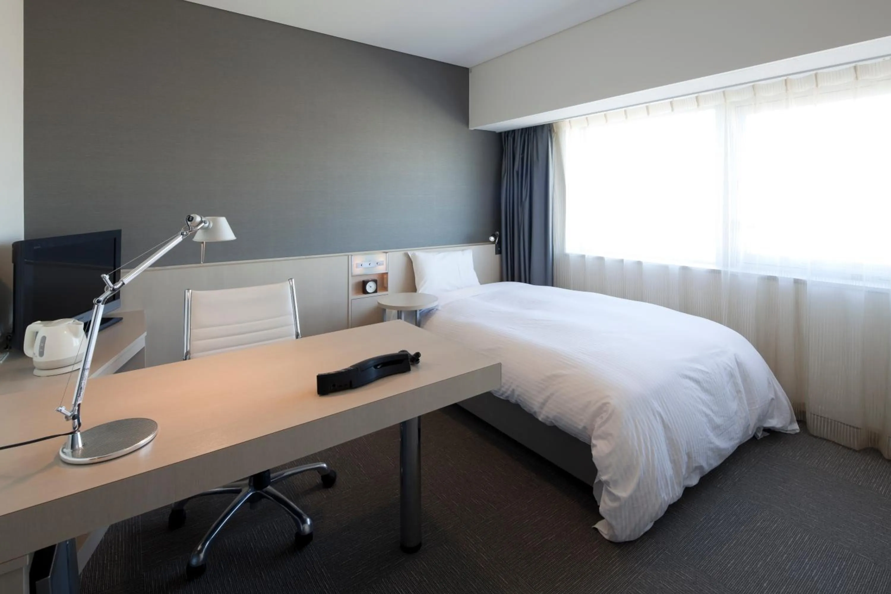 Photo of the whole room, Bed in X wave Funabashi