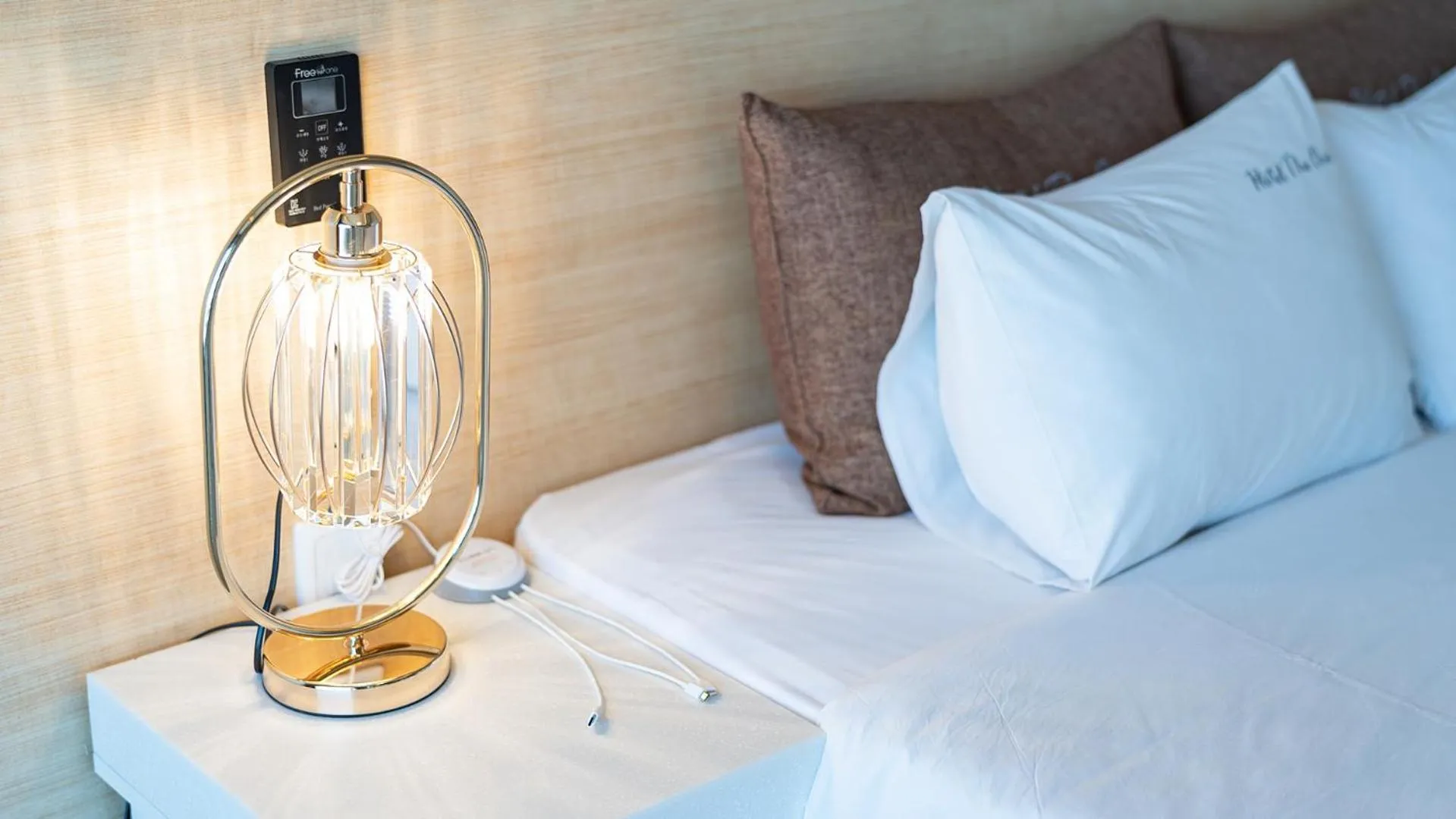 Bed in Hotel The One