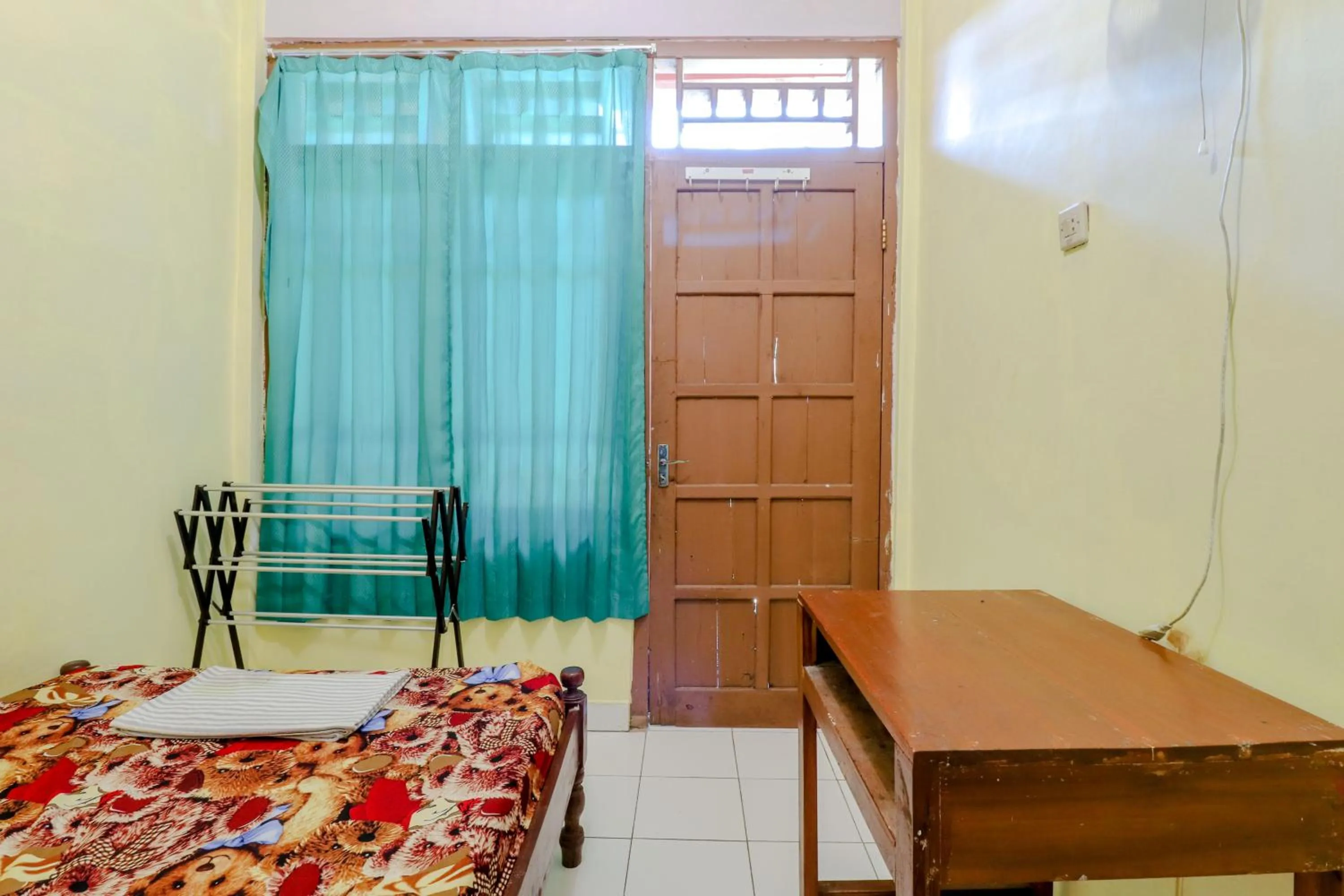Bedroom, Bed in Hotel Kukup Indah