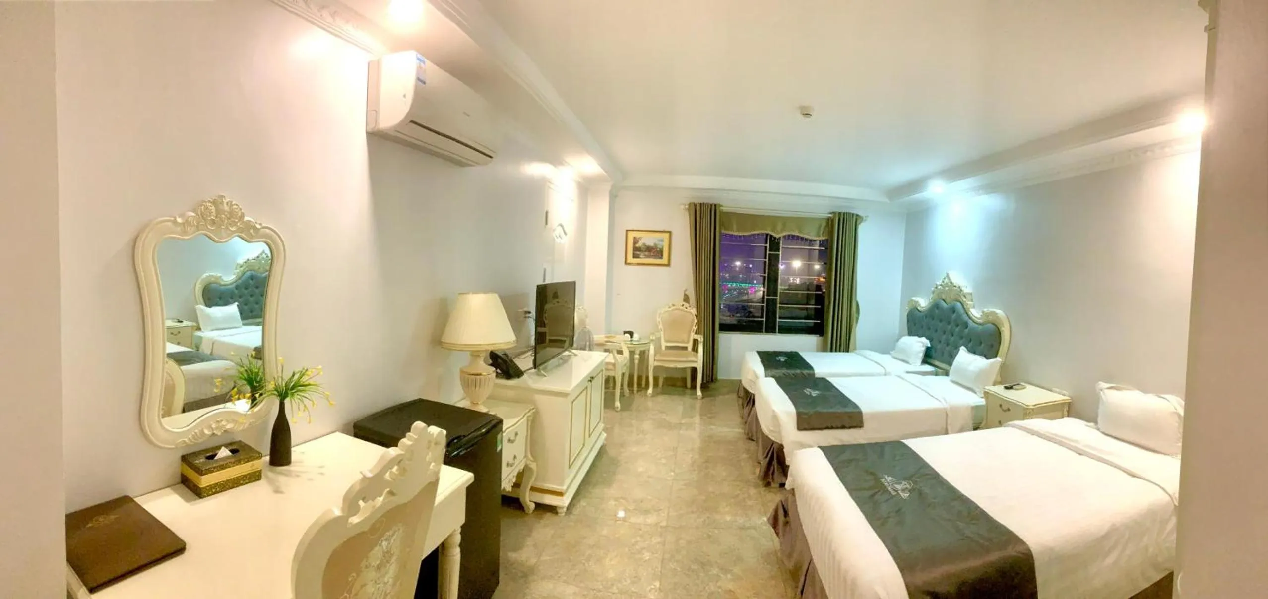 Bedroom, Bed in Tan An Palace