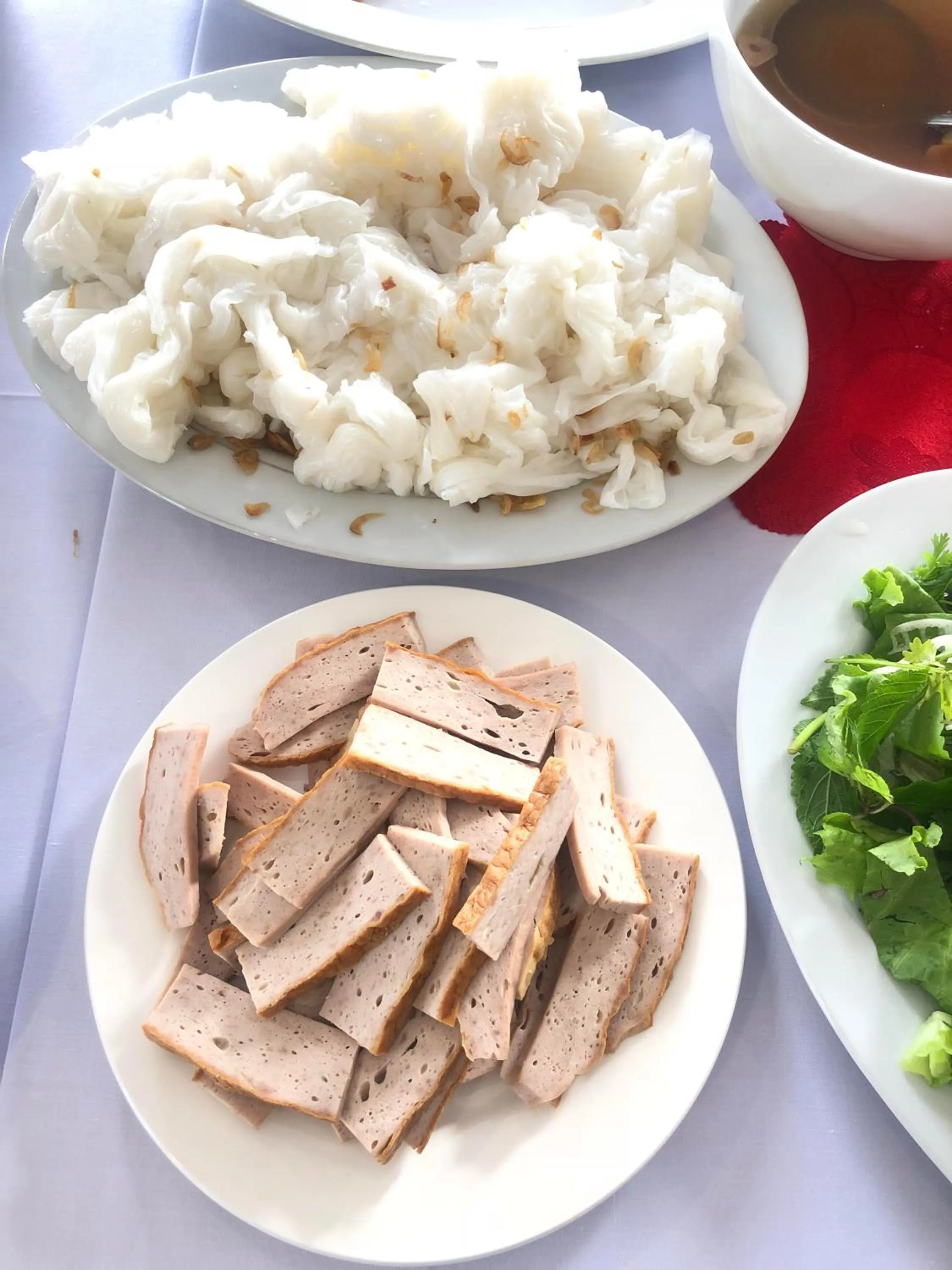 Food and drinks in Tan An Palace