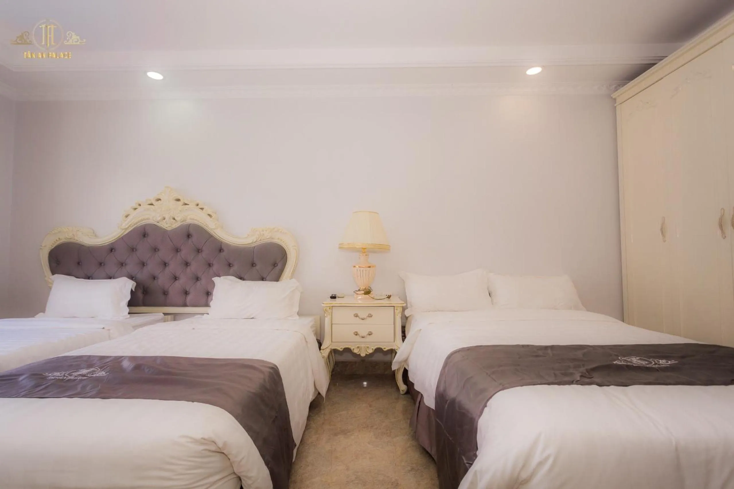 Bedroom, Bed in Tan An Palace