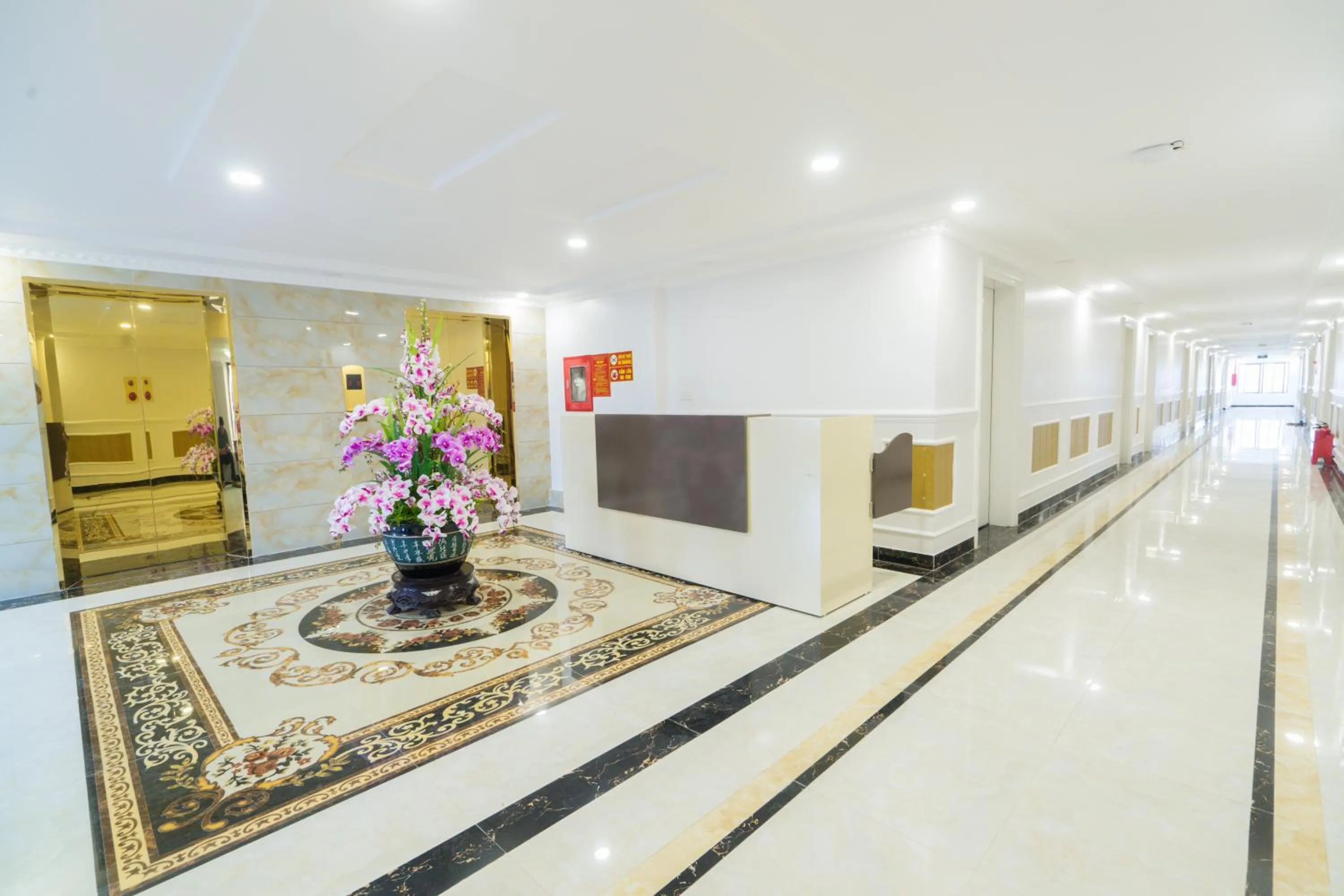 Lobby or reception in Tan An Palace