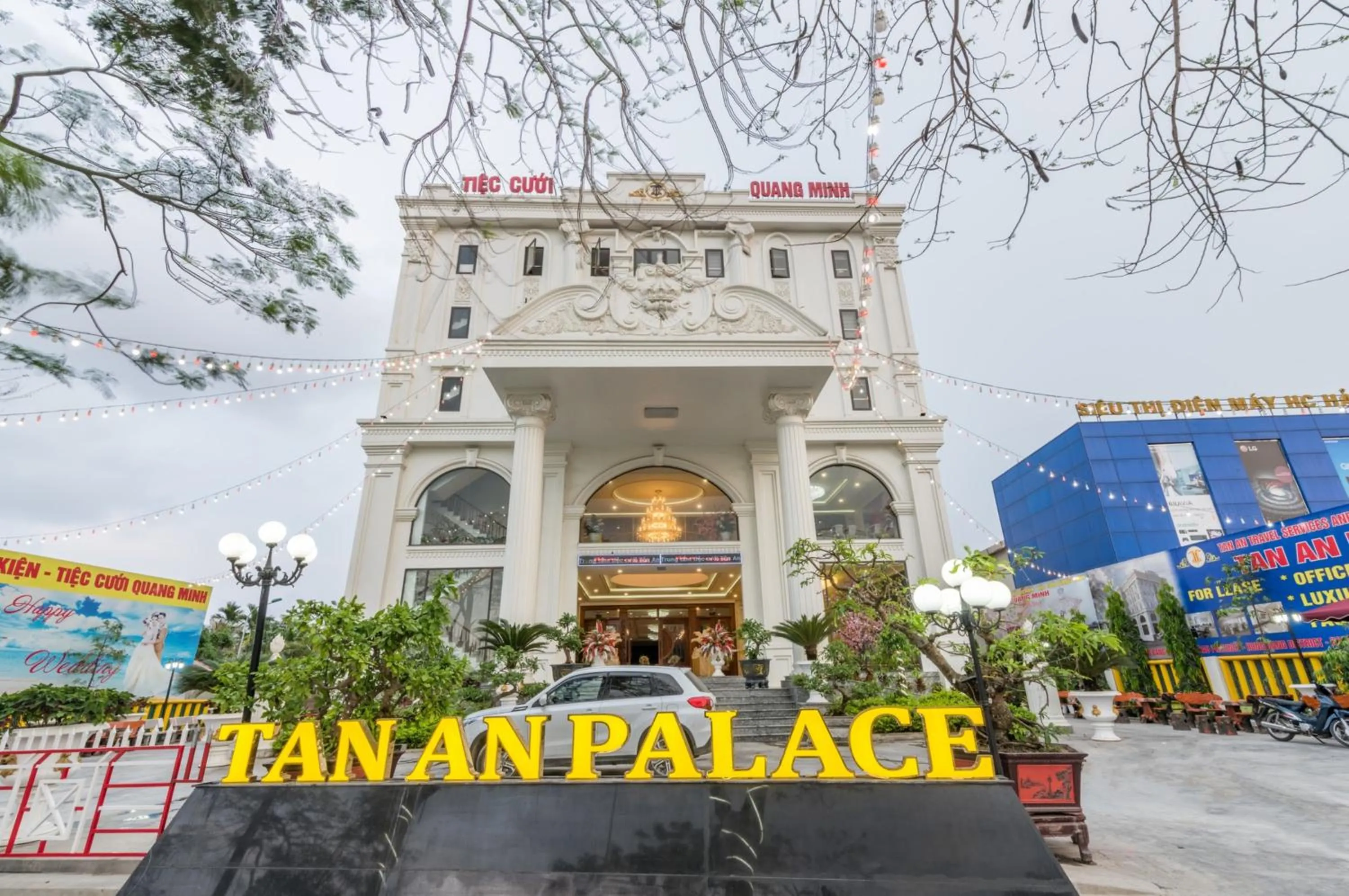 Property building in Tan An Palace
