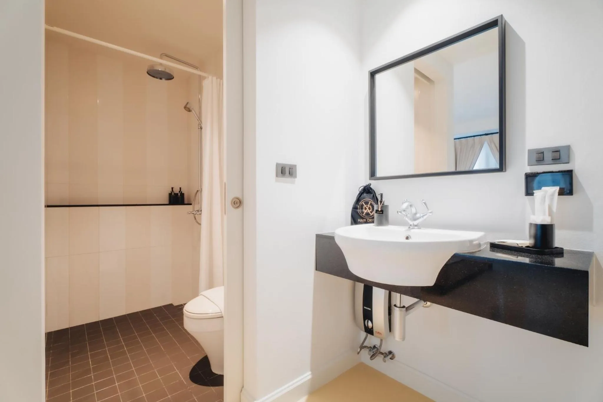 Toilet in Xinlor House - Phuket Old Town