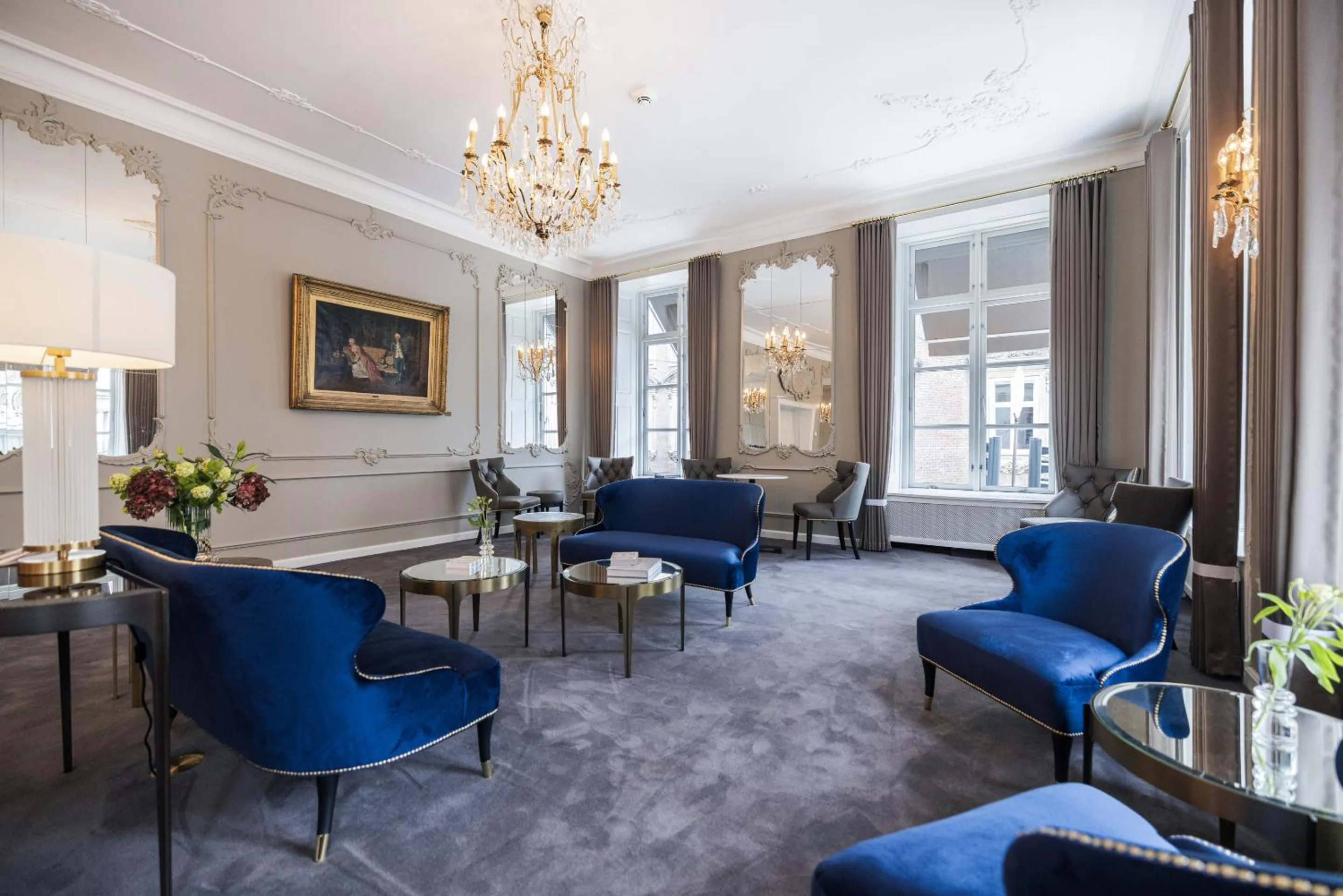 Lounge or bar in Phoenix Copenhagen