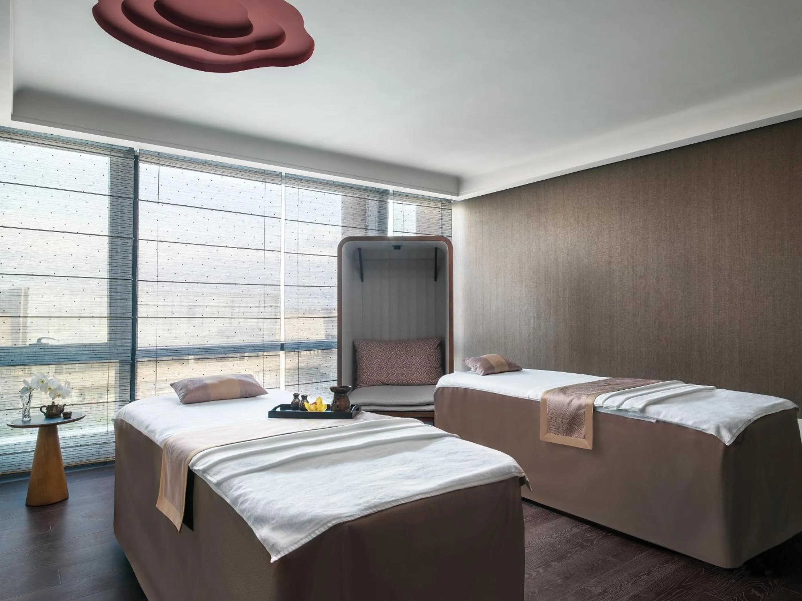 Massage, Bed in Cordis Shanghai Hongqiao (Langham Hospitality Group)