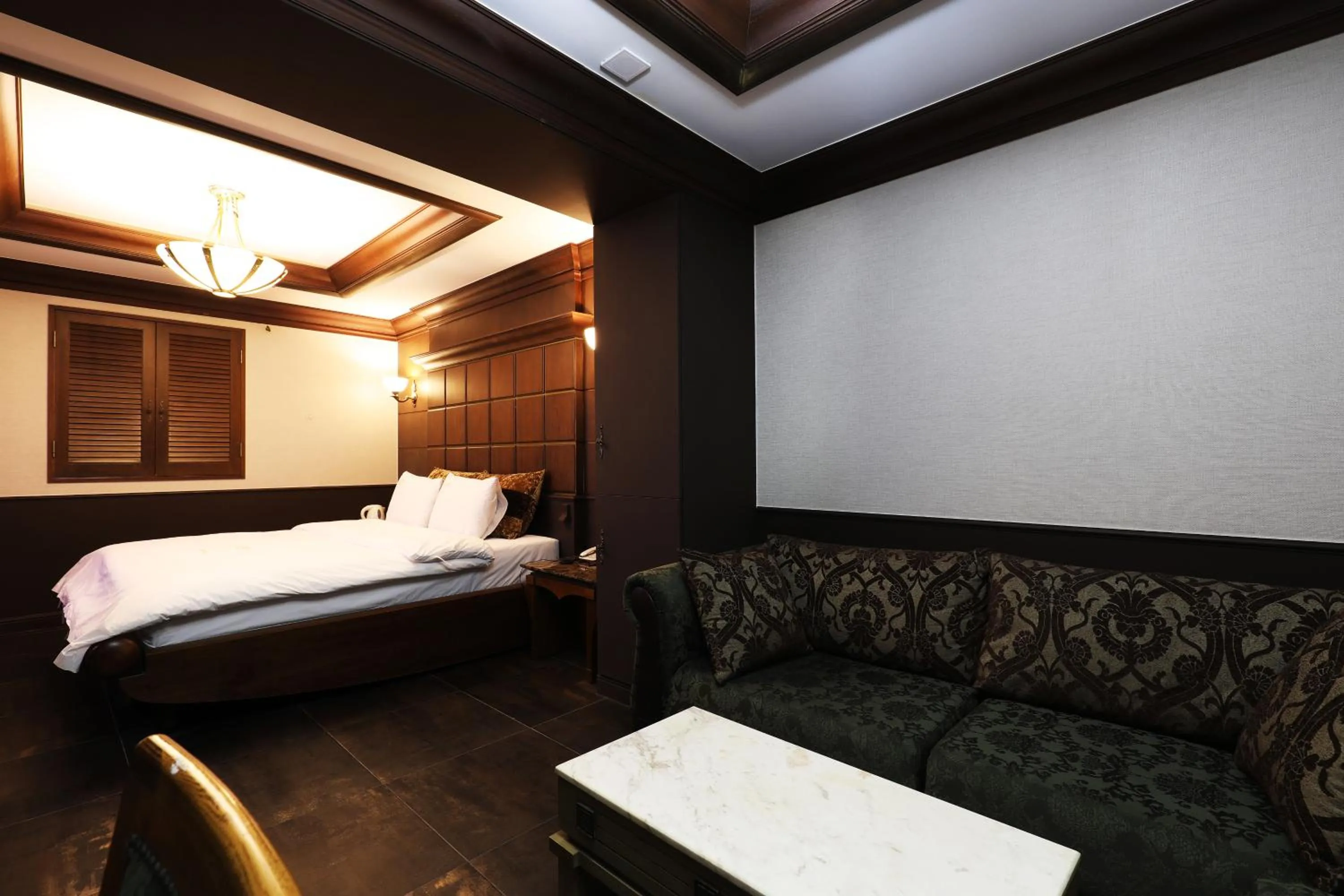 Bed in Bucheon SR Hotel