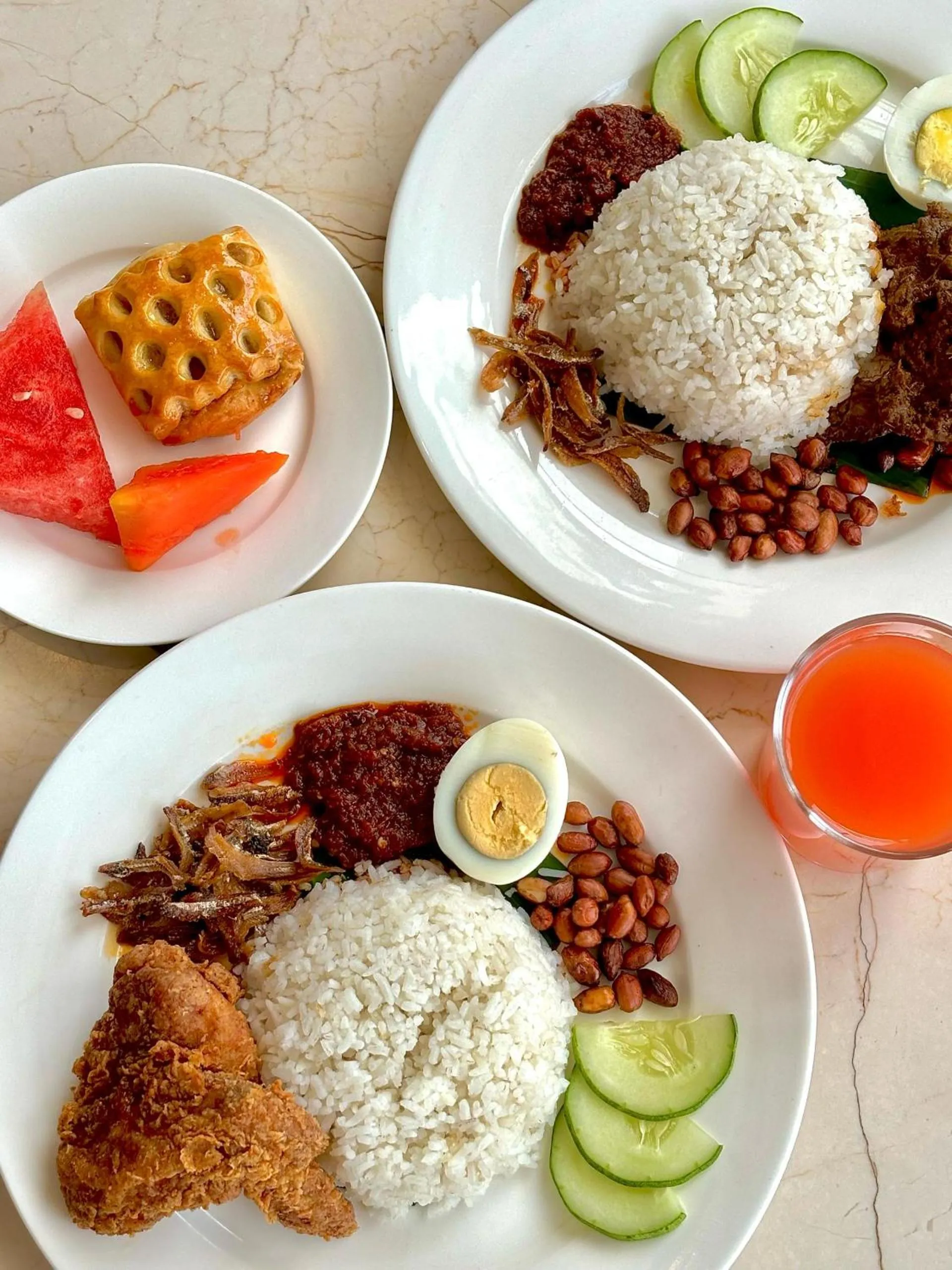 Breakfast in InnB Park Hotel