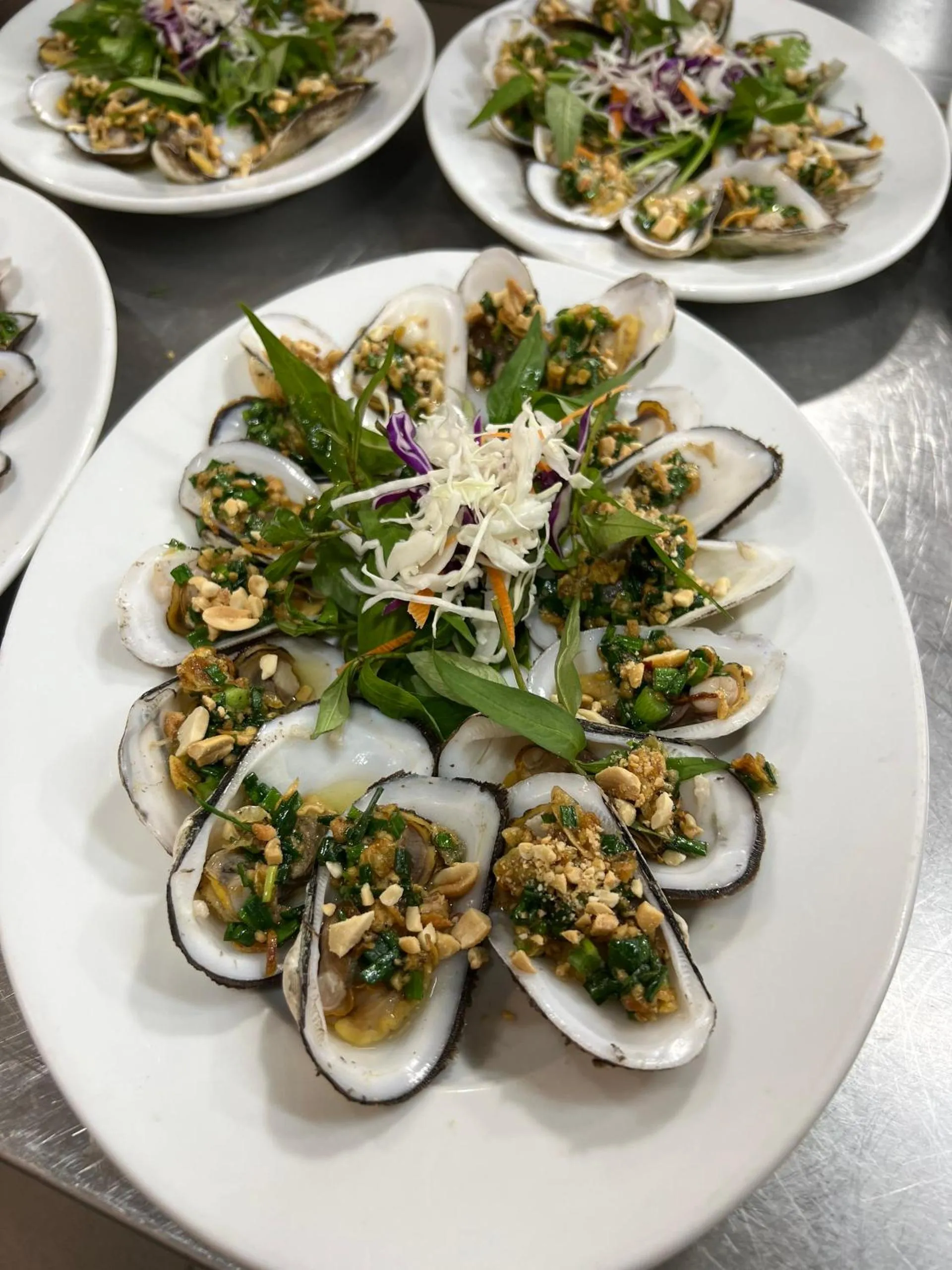 Restaurant/places to eat in Thuy Van Hotel