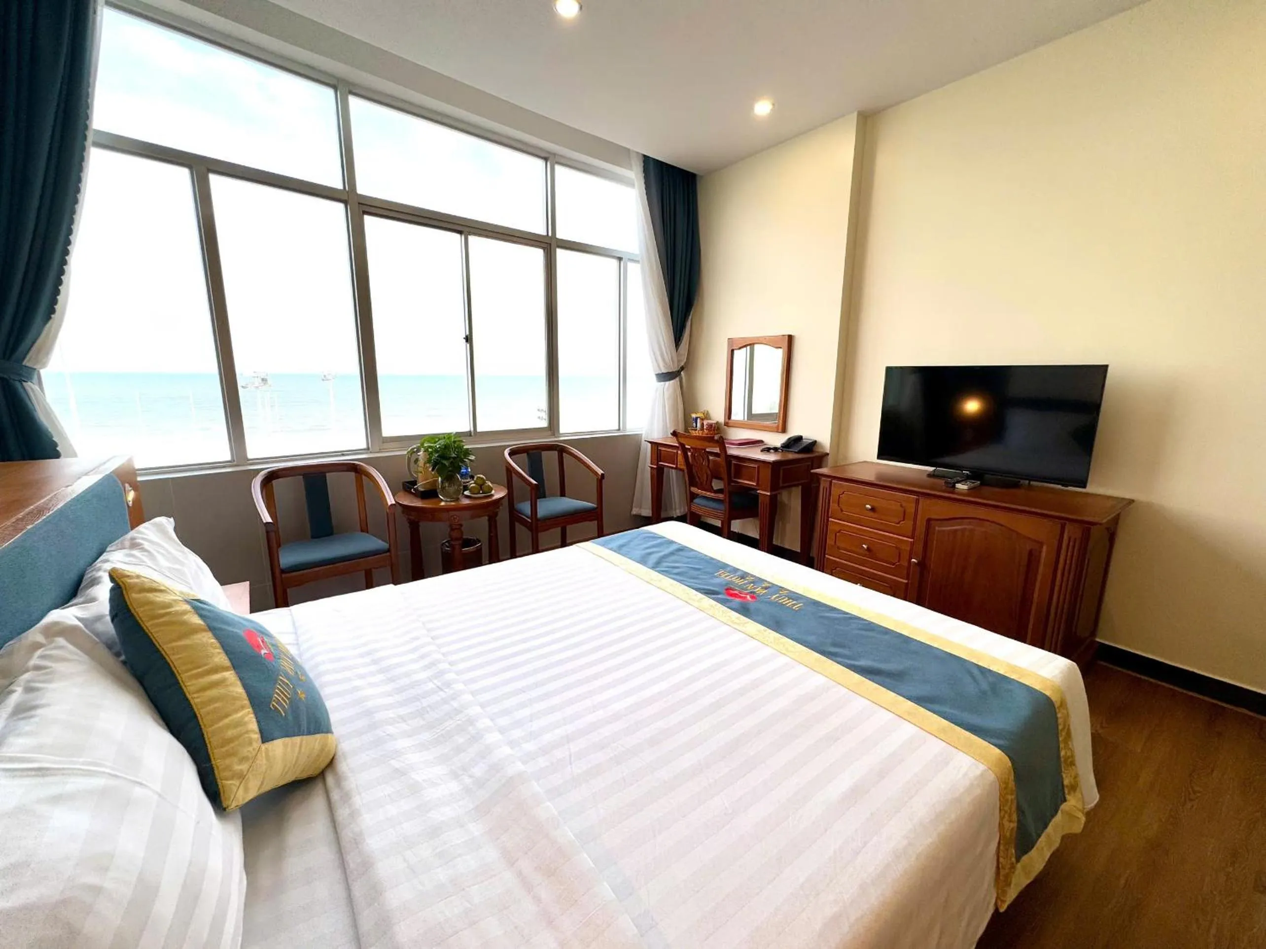 Bed in Thuy Van Hotel